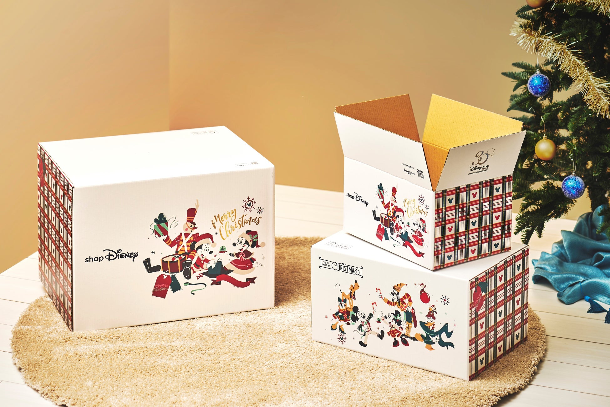 ディズニーストア30周年のメモリアルなクリスマス デコレーションアイテムやギフトにぴったりの雑貨 お菓子などを11月1日 火 より順次発売 ウォルト ディズニー ジャパン株式会社のプレスリリース ディズニーストア30周年のメモリアルなクリスマス デコレーションアイテムやギフトにぴったりの雑貨 お菓子などを11月1日 火 より順次発売 ウォルト ディズニー ジャパン株式会社のプレスリリース