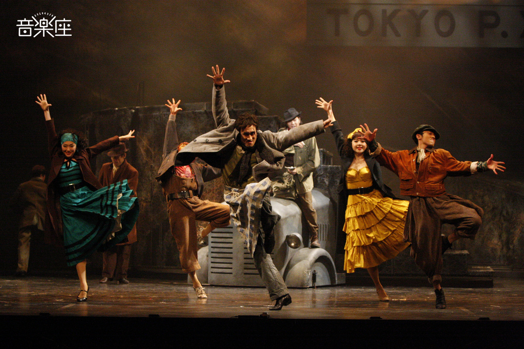 音楽座ミュージカルの舞台より