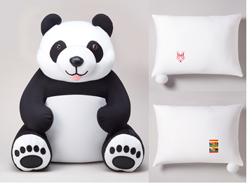 どんでんパンダまくらイメージ(まくらは表,裏デザイン)＜パンダの時＞高さ：約380mm 横：約340mm ＜まくらの時＞　　縦：約290mm 横：約430mm