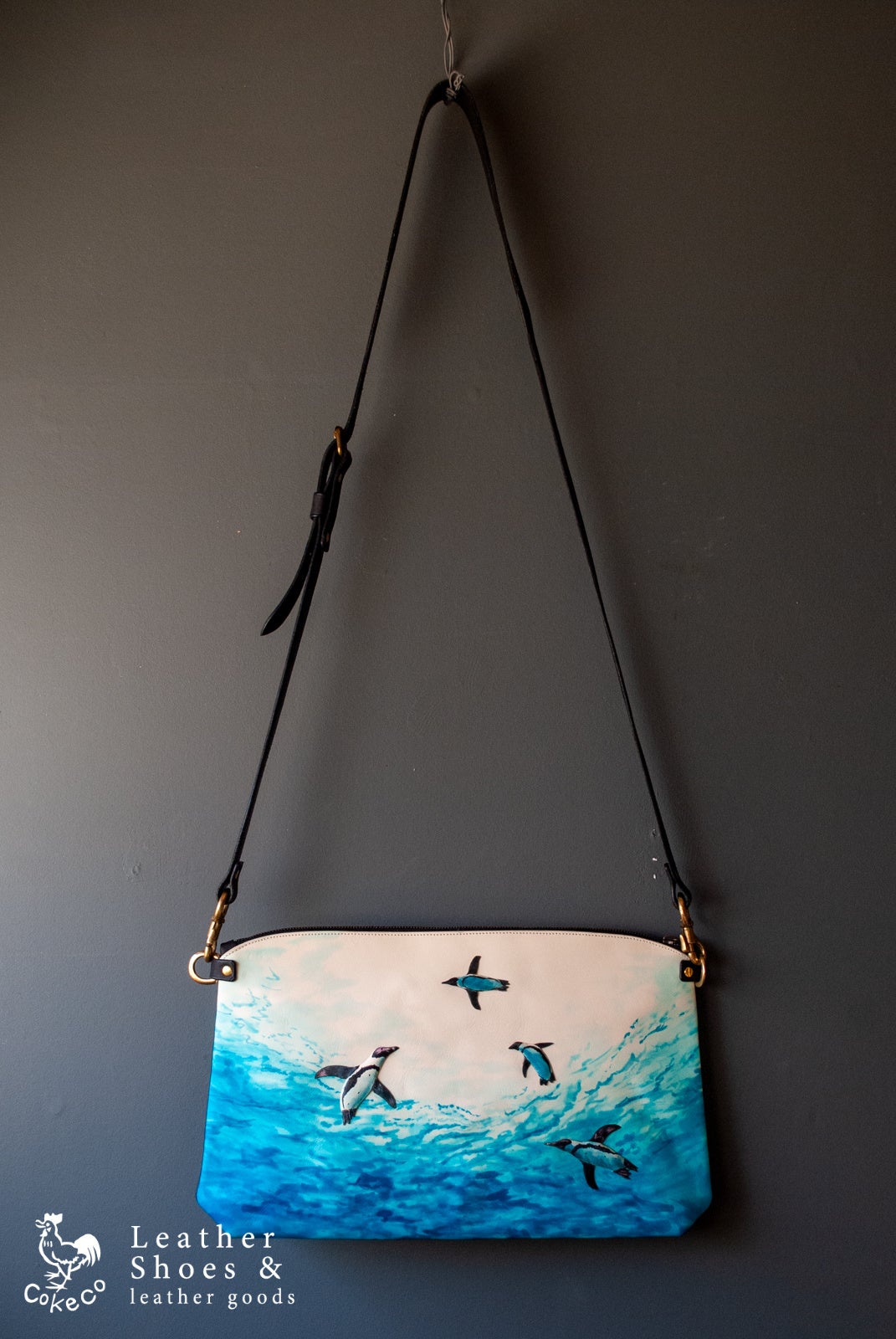 【1点もの】空飛ぶペンギンショルダーバッグ(99,000円) 作家：cokeco