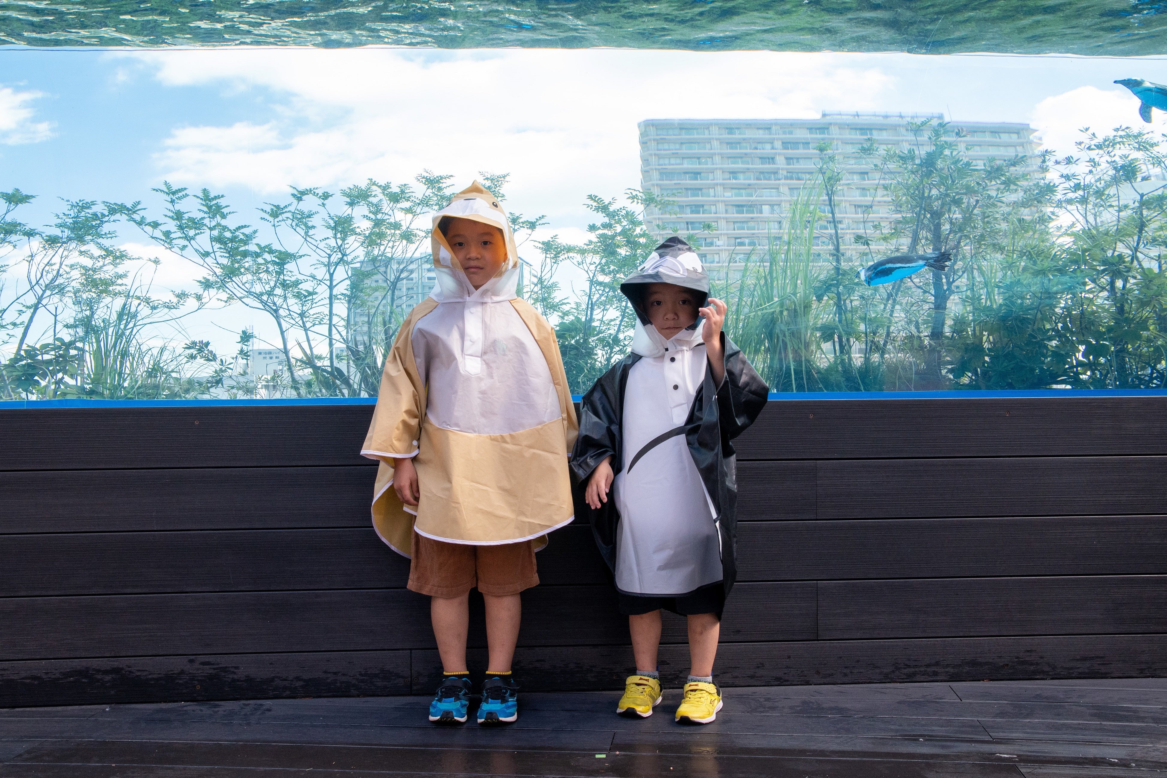サンシャイン水族館オリジナルレインポンチョ(正面)