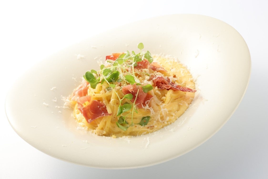 アーモンドミルクカルボナーラ 平日ランチ1,200円 ※平日限定※ランチタイムのみドリンク付（平日ディナー2,800円）