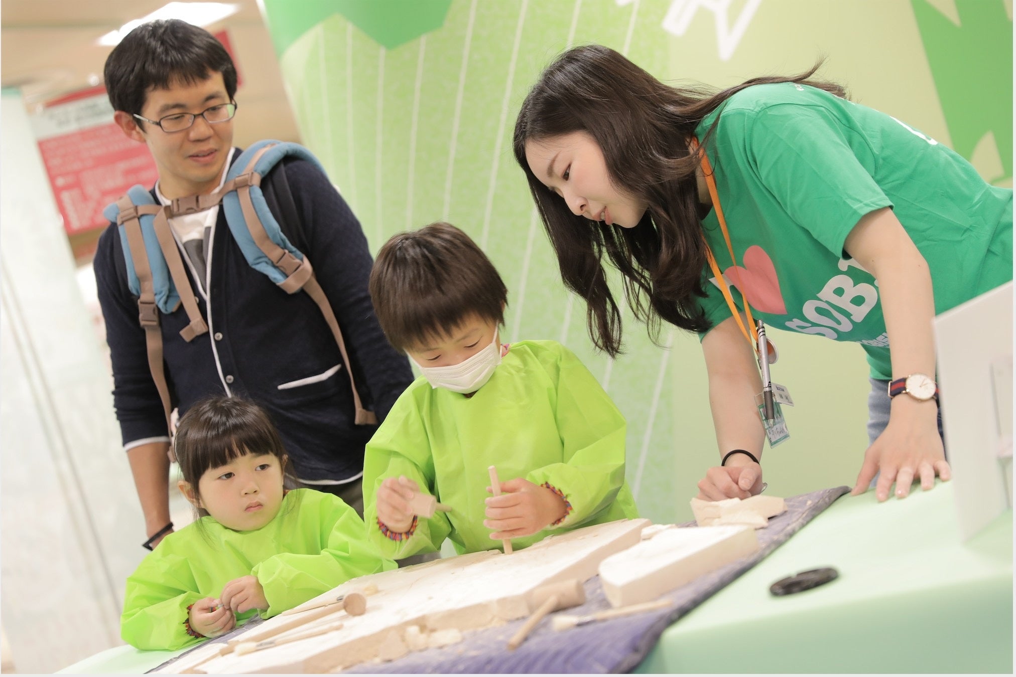 トレジャーハンター化石発掘体験の様子