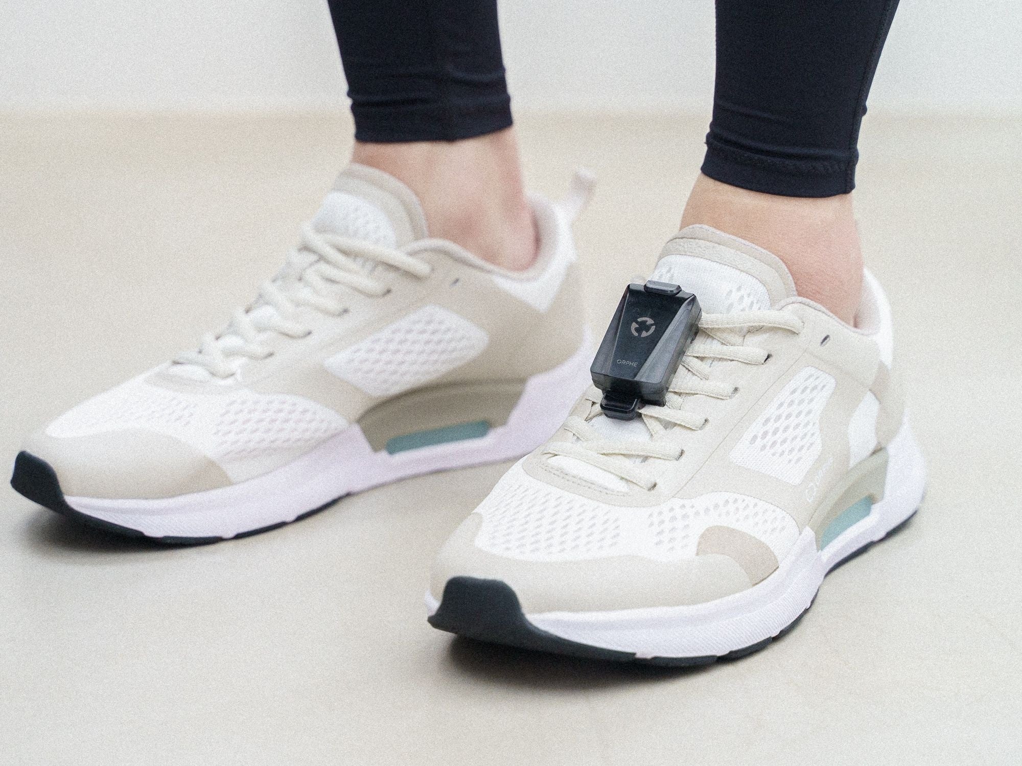 足のモーションセンサーを開発・販売するORPHE、ロート製薬を引受先と