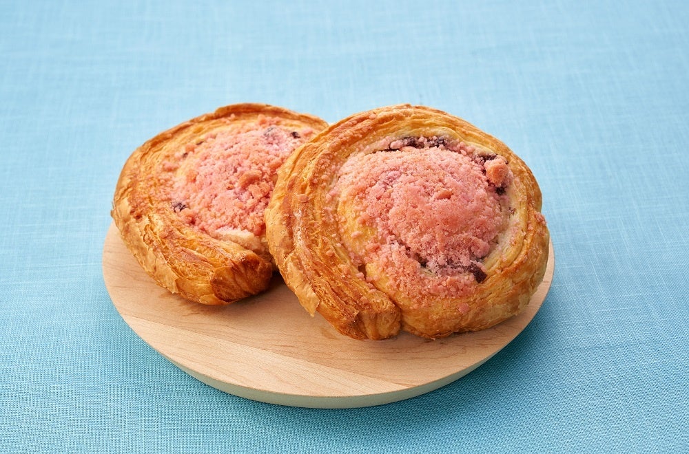 トムとジェリー 桜香るクランベリーロール