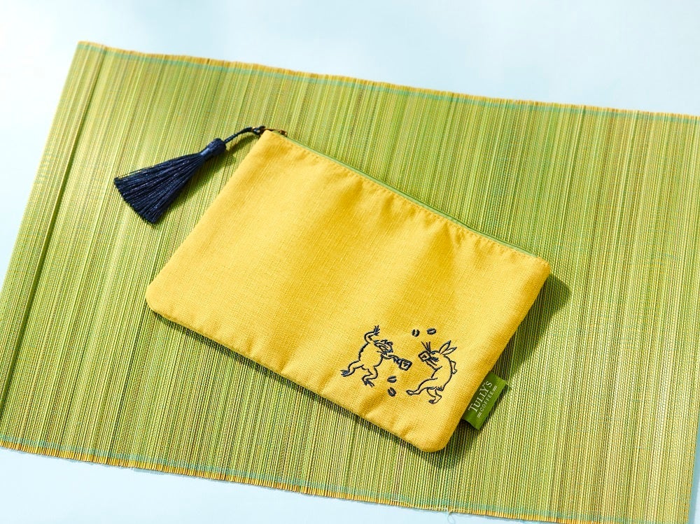 鳥獣戯画タッセルポーチ（マスタード）