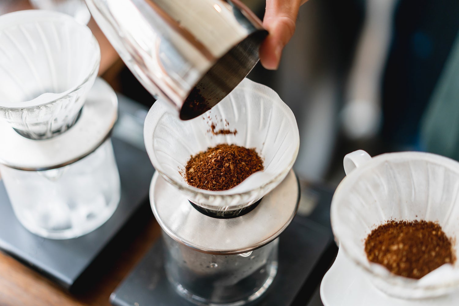 ハンドドリップ、エスプレッソドリンクを提供