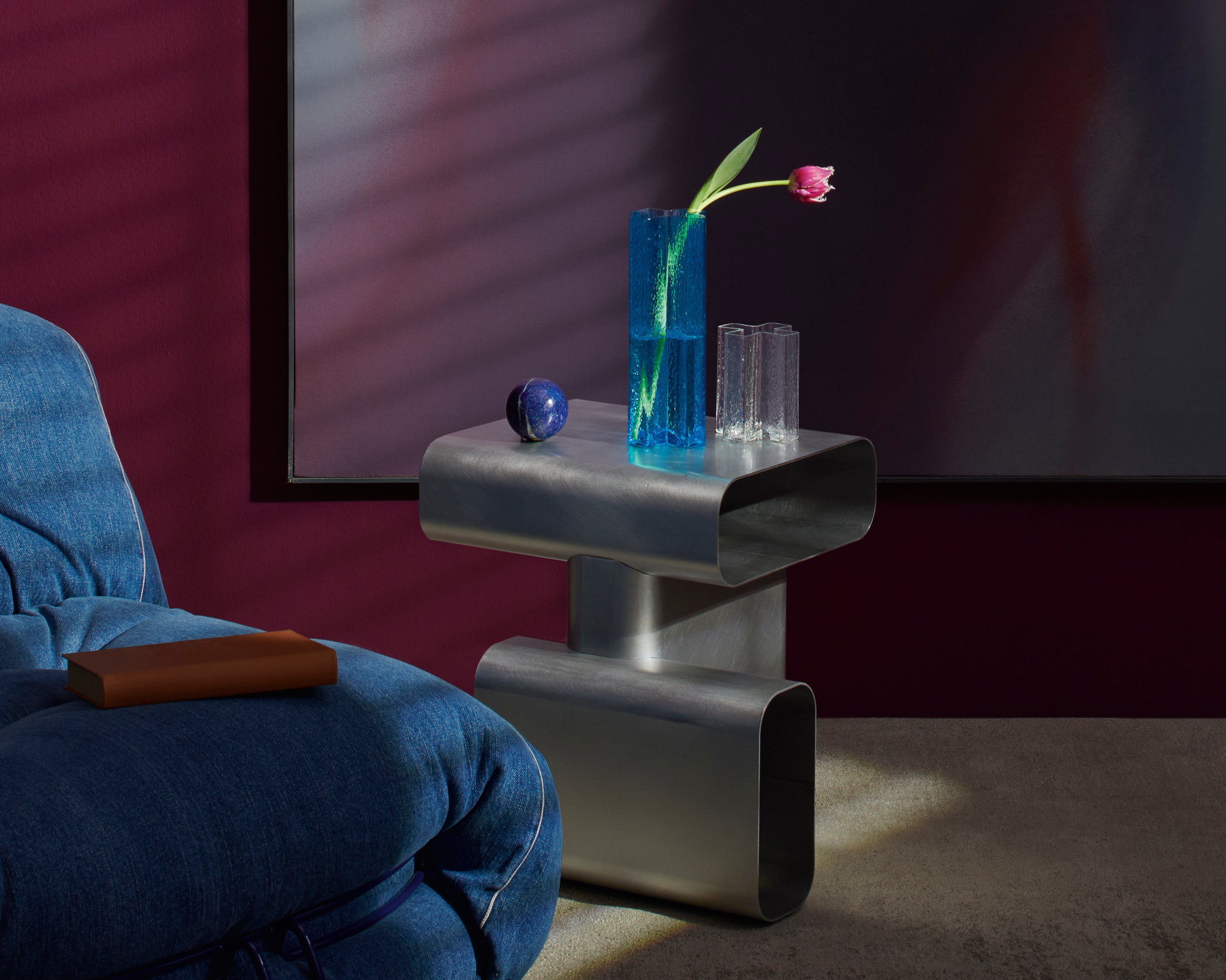 2025年11月＜Cassina 新作発表＞照明コレクションや新作フレグランスで