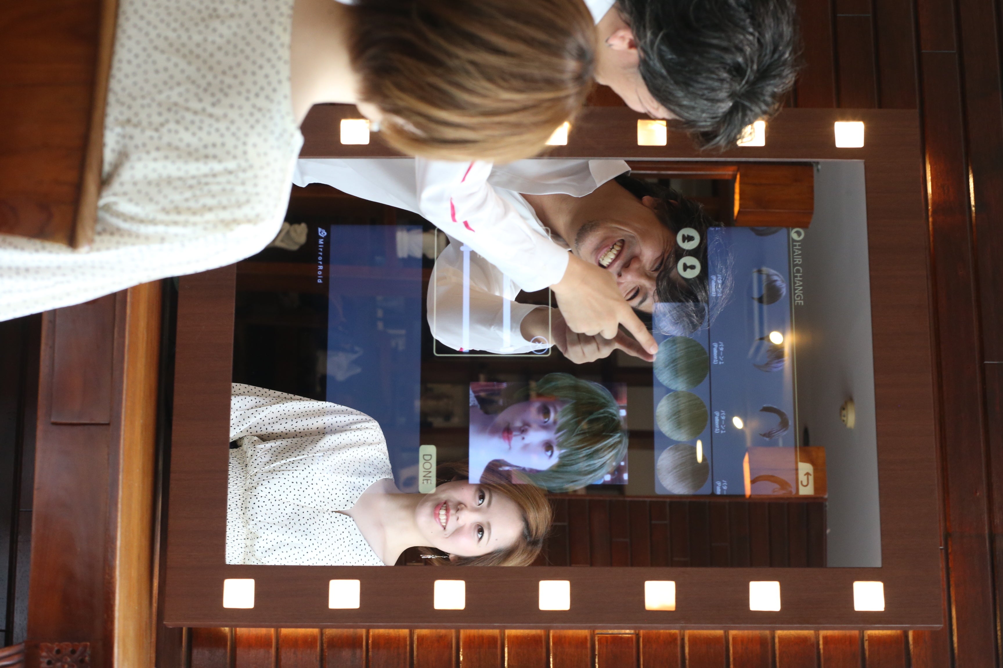 ミラーロイド導入先での利用風景 画像提供：株式会社ミラーロイド