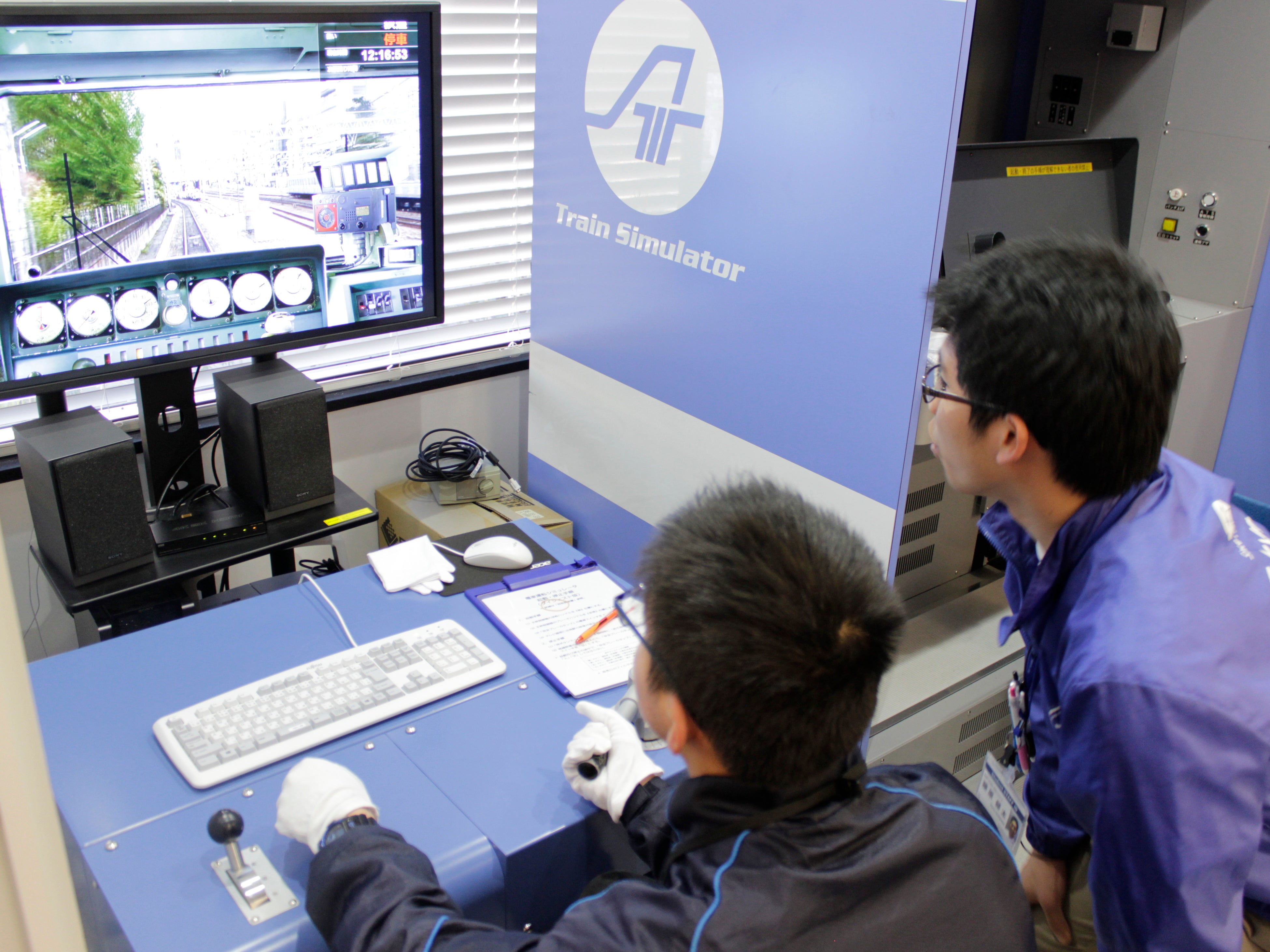 シミュレーターを使った実習