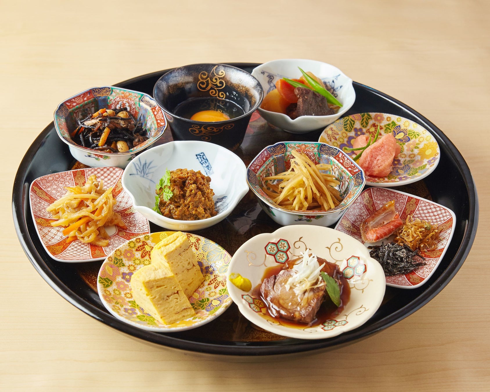 熟成和牛レアハンバーグがリーズナブルに味わえる 釜元はん米衛 中目黒店 6月3日 金 オープン 株式会社 新和のプレスリリース 熟成和牛レアハンバーグがリーズナブルに味わえる 釜元はん米衛 中目黒店 6月3日 金 オープン 株式会社 新和のプレスリリース