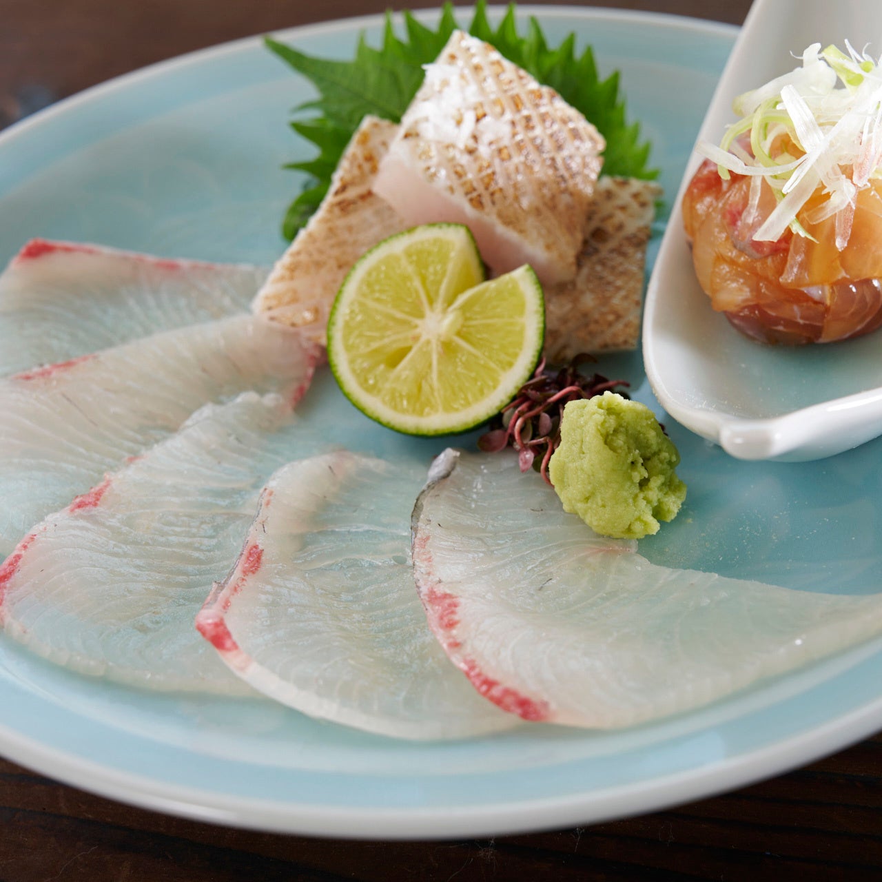 三ツ星カンパチ刺身盛り合わせ　1,600円