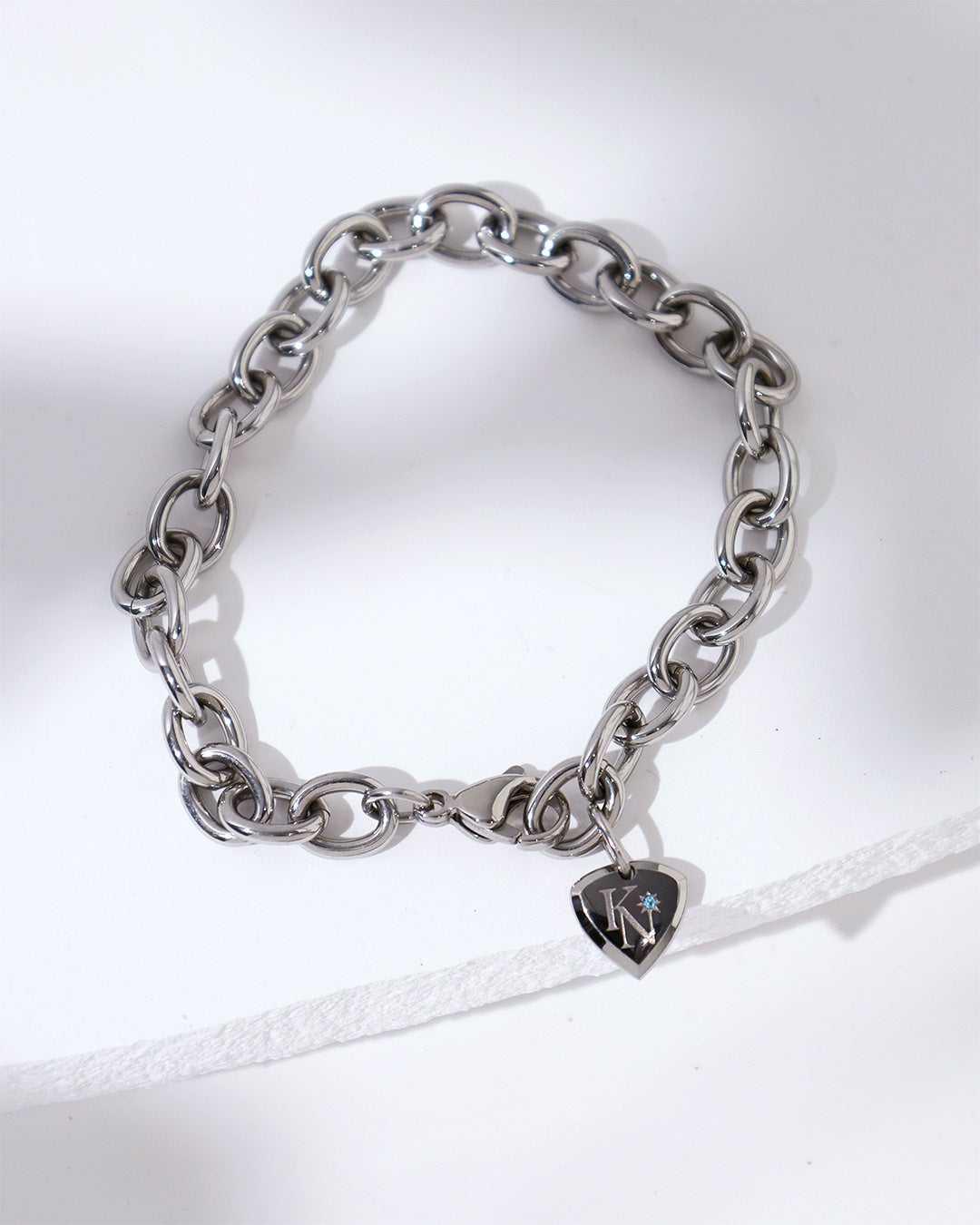 声優『KENN』とアクセサリーブランド『LION HEART』の