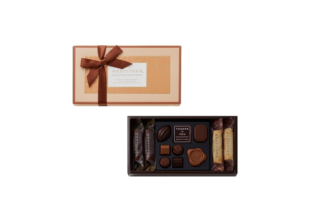 グラティテュード（プレーンチョコレート＆クッキー）　チョコレート35ｇ（8個）、クッキー4個入　税込価格：540円（本体価格：500円）