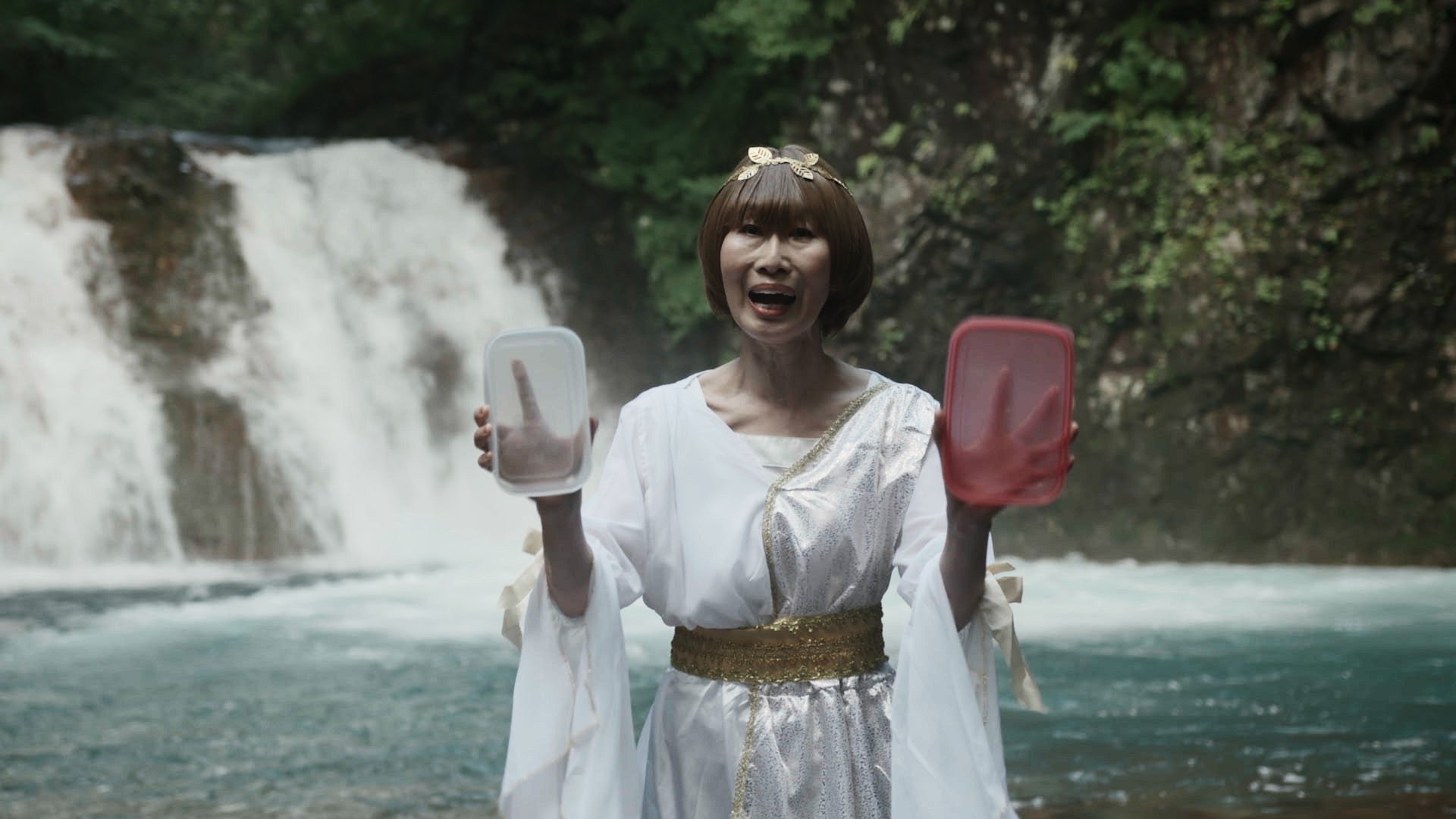 宍戸美和公さんら実力派が脇を固める