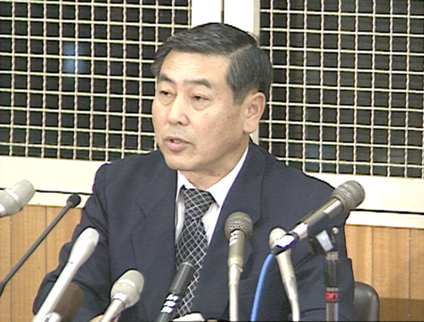 ©TVO 少年A逮捕会見時の山下征士さん