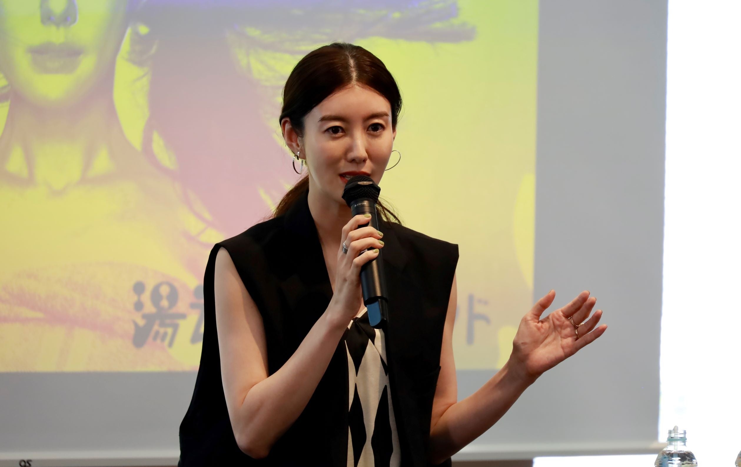 ともさかりえ　©テレビ大阪