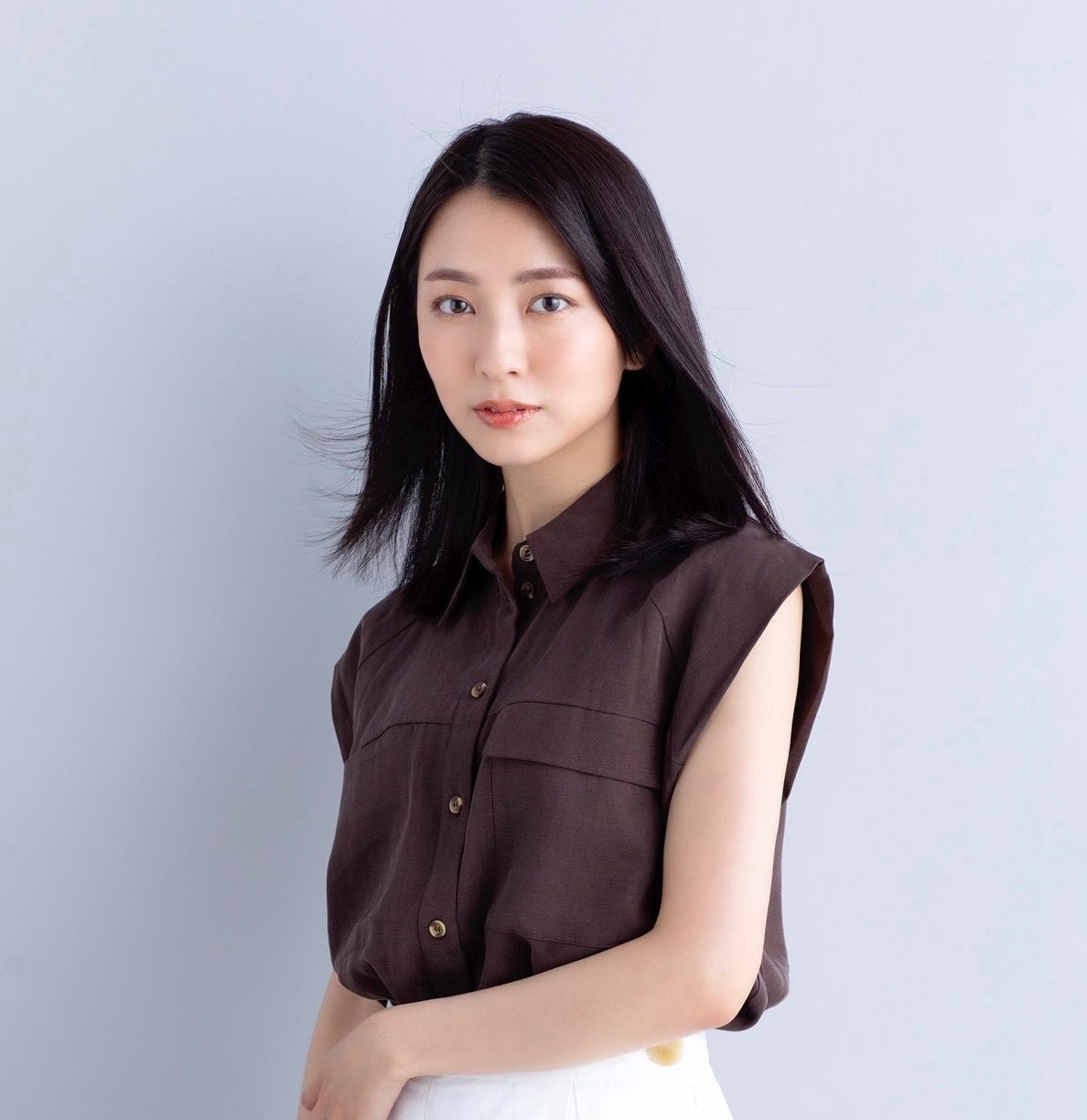 香苗役:小島梨里杏