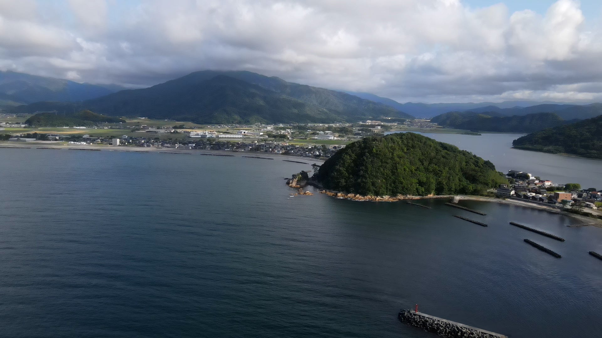 美浜の港　©テレビ大阪