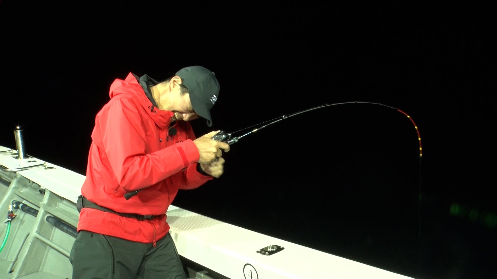 ヒット　©テレビ大阪