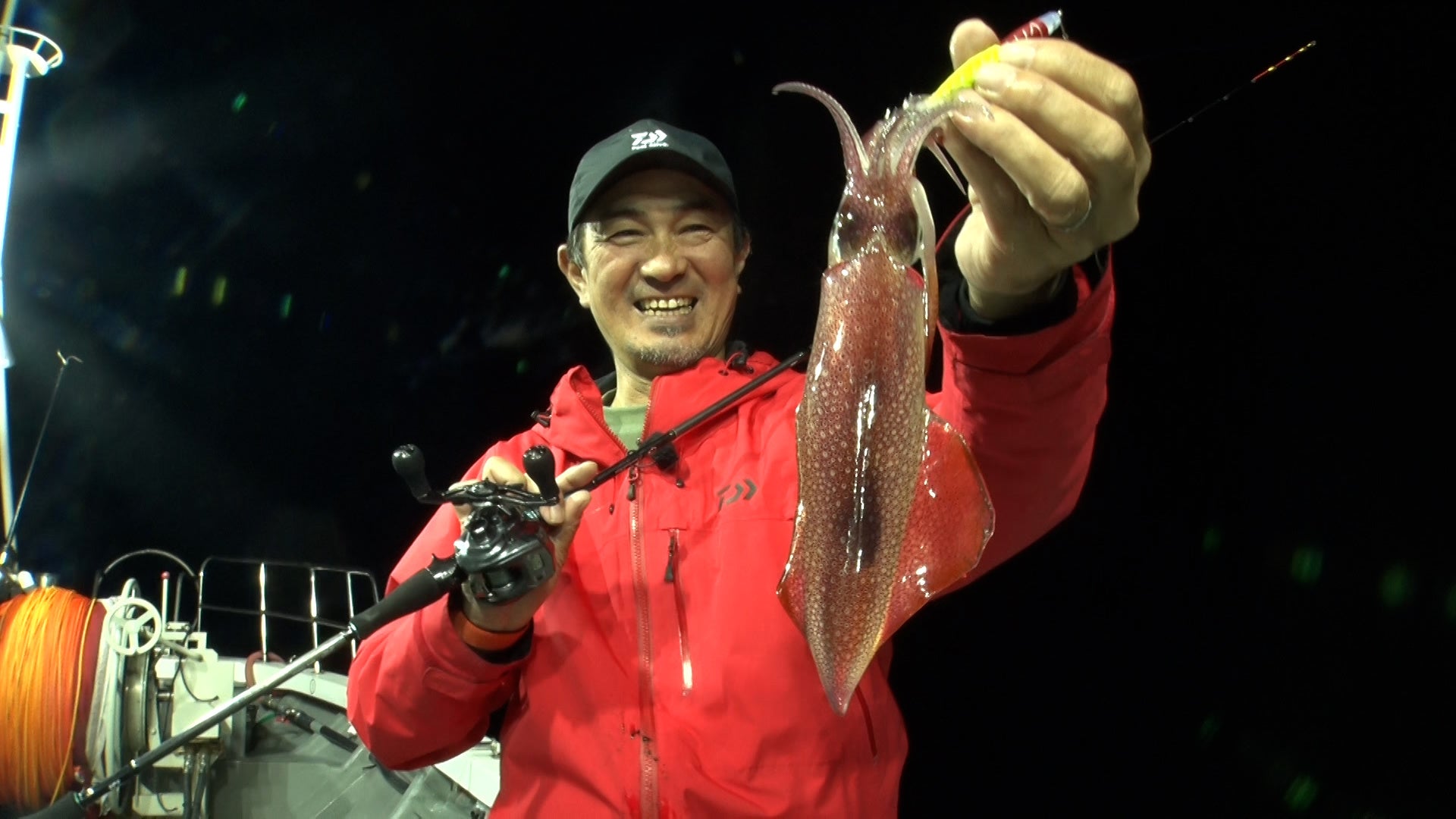 岩城とマイカ　©テレビ大阪