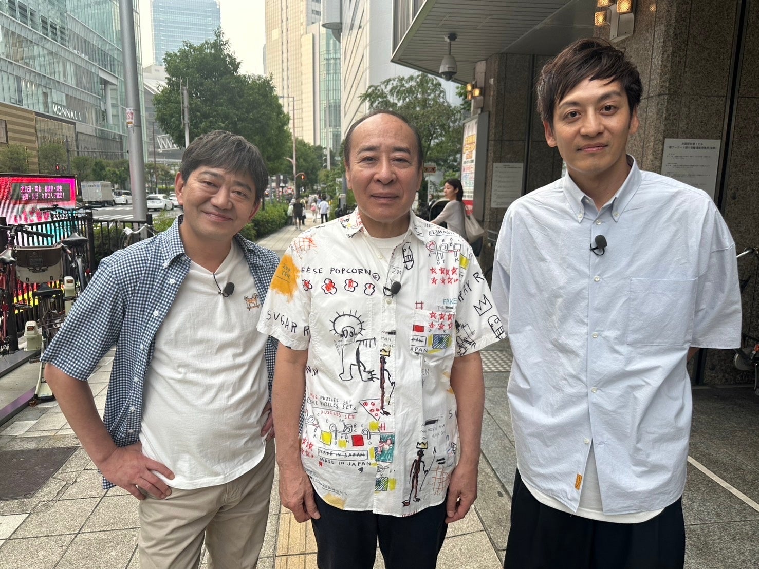 「ちょっと普通じゃない」友人・モト冬樹が明かす、稀代のアイドル・松田聖子の知られざる素顔! メッセ黒田&とろサーモン村田と大阪駅前ビルをおっさんぽ