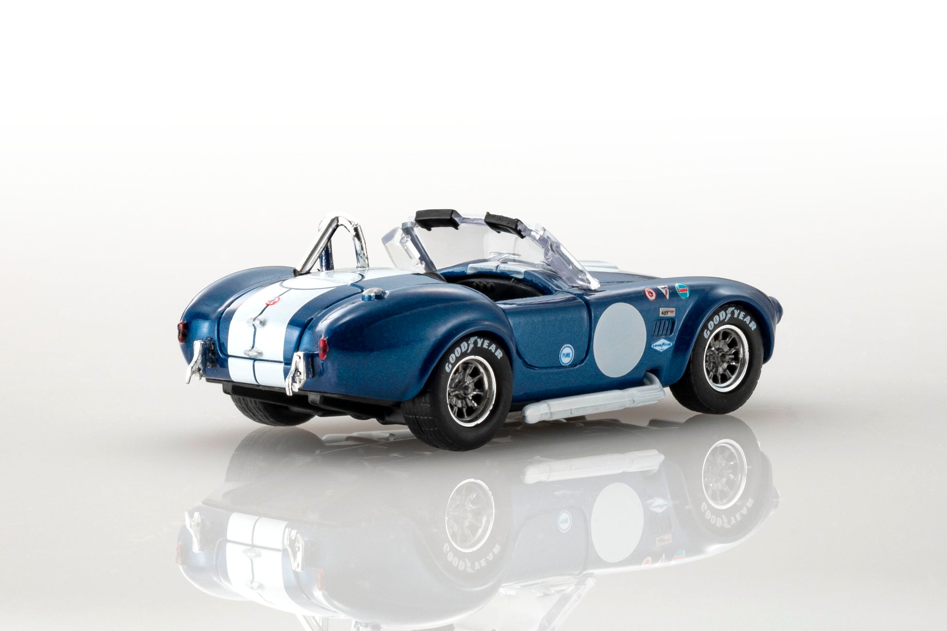 Kyosho Mini Car Book 第9弾 シェルビー コブラ 427 S C 発売 京商株式会社のプレスリリース Kyosho Mini Car Book 第9弾 シェルビー コブラ 427 S C 発売 京商株式会社のプレスリリース