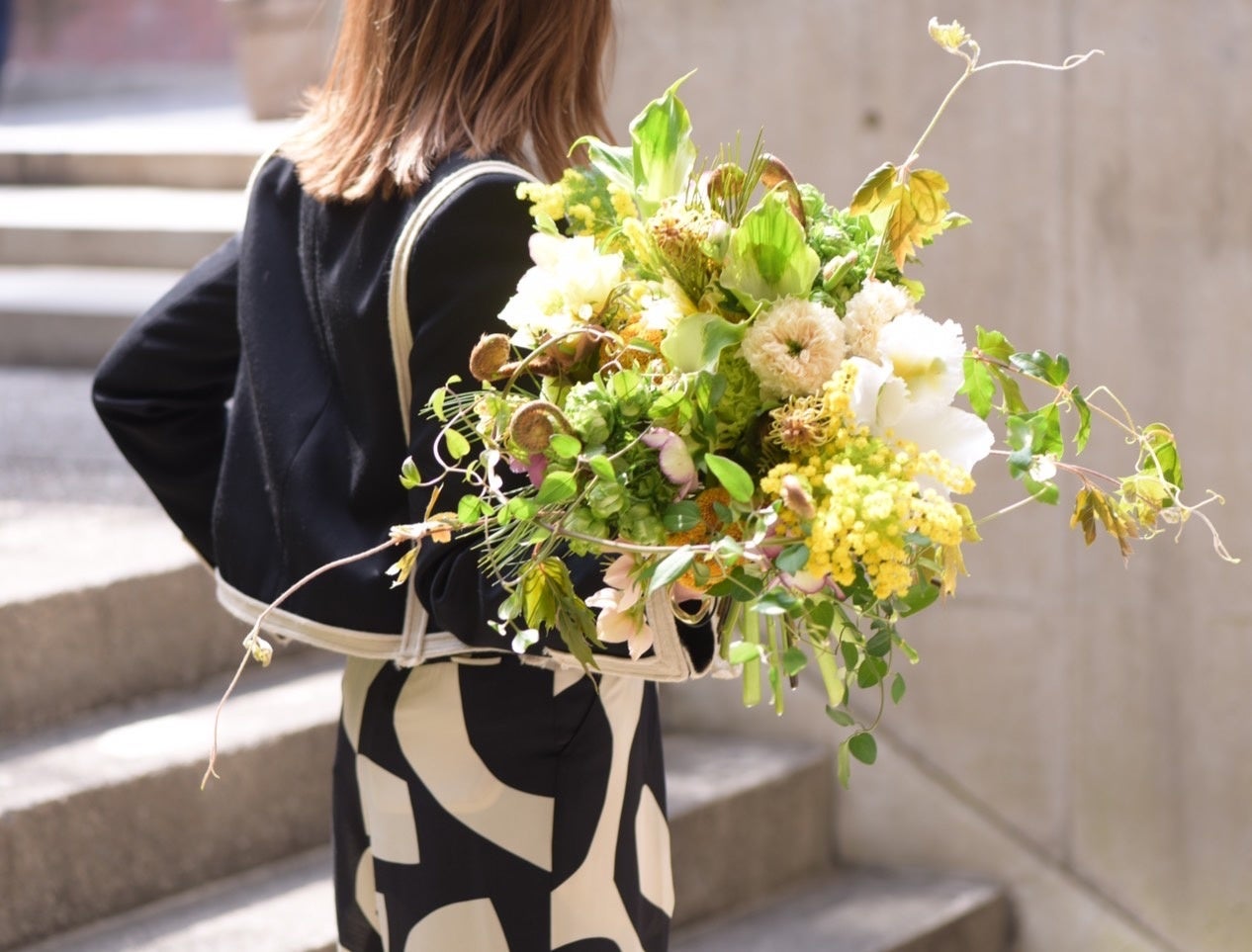 舞台は神戸の街 秋の周年に向けた新たな神コレが始動 街中に豪華なフラワーオブジェ 花で溢れるフォトジェニックな2日間 神戸コレクション22 Spring Summer 神戸コレクション制作委員会のプレスリリース