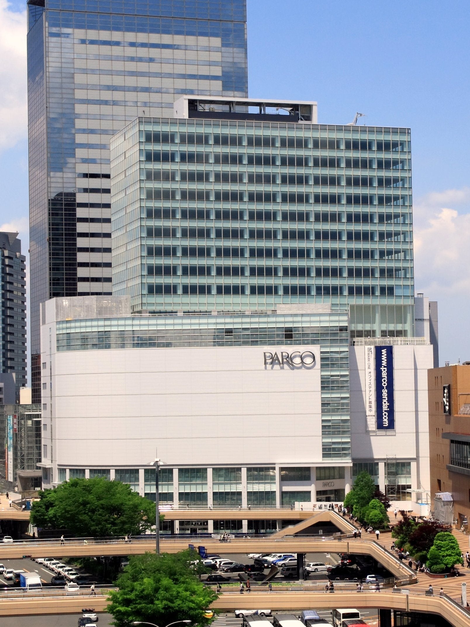 Sendai Sales Branch⼊居ビル外観