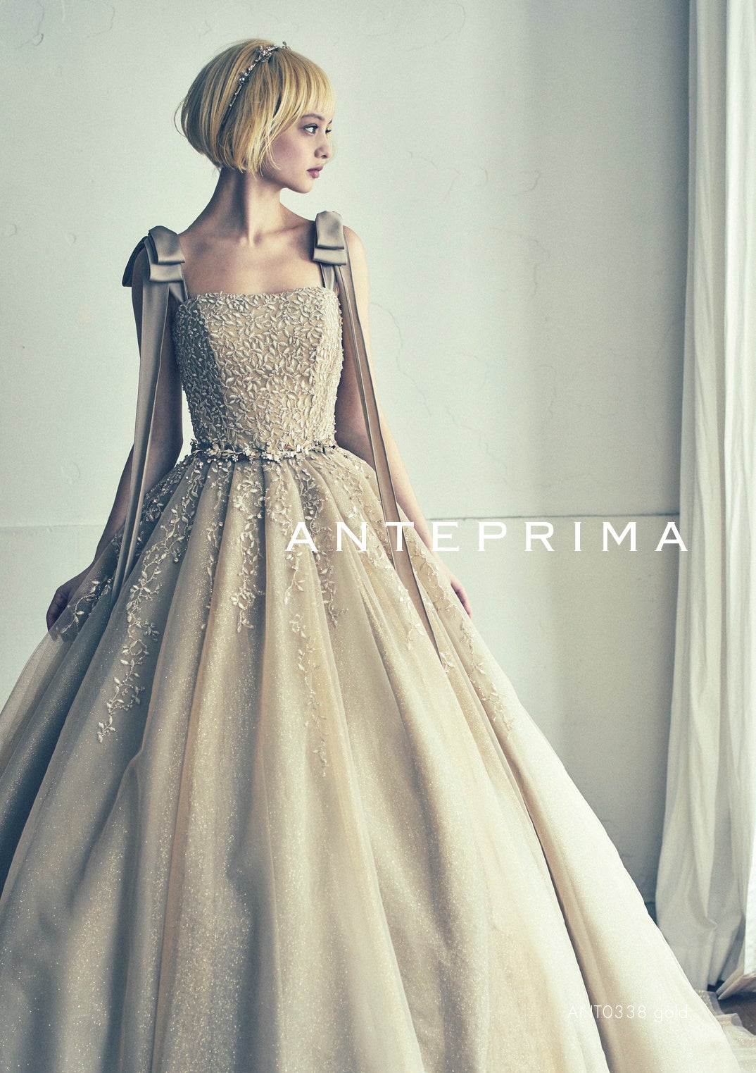 DRESSY CAFE KAMAKURA】11月のディスプレイドレスは「ANTEPRIMA」の