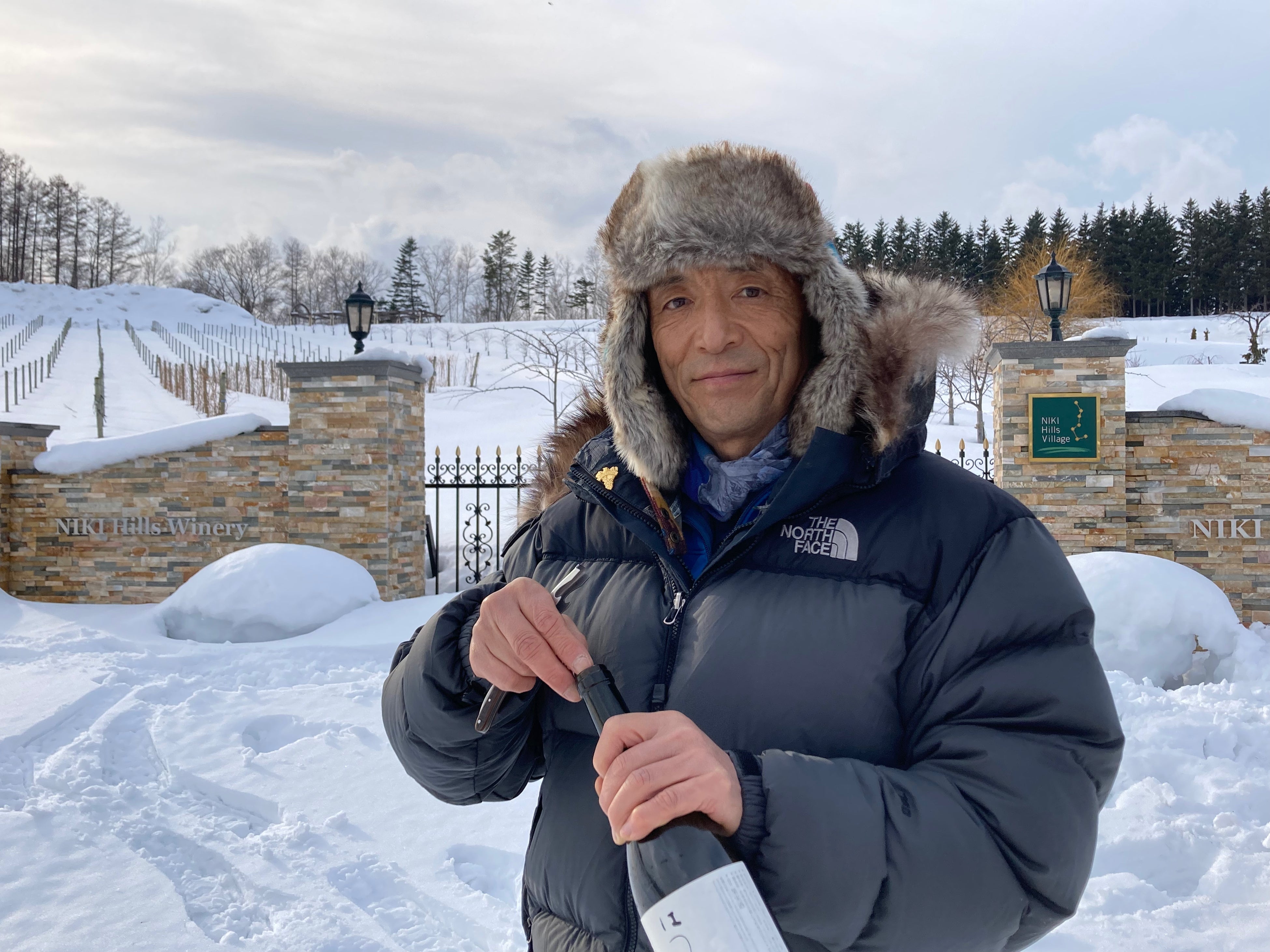 日本初の冒険家ソムリエ誕生！南極を犬ぞりで横断した冒険家・舟津圭三