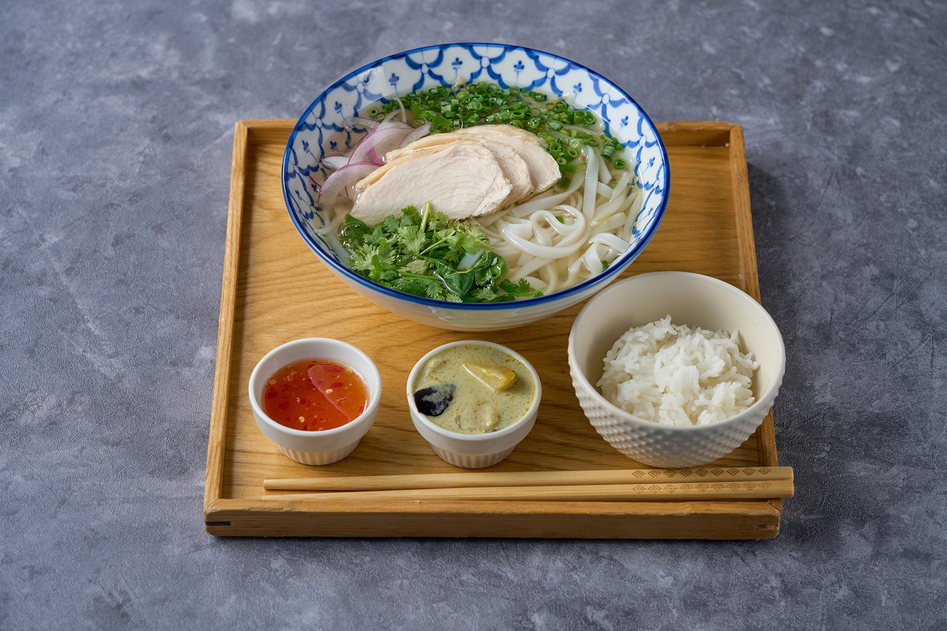 鶏肉のフォー（ベトナム）
