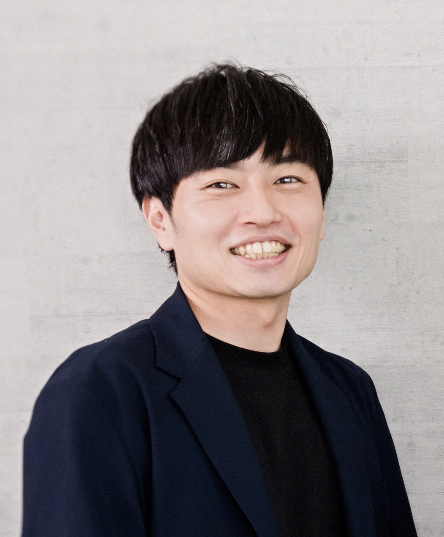 山室　佑太郎氏