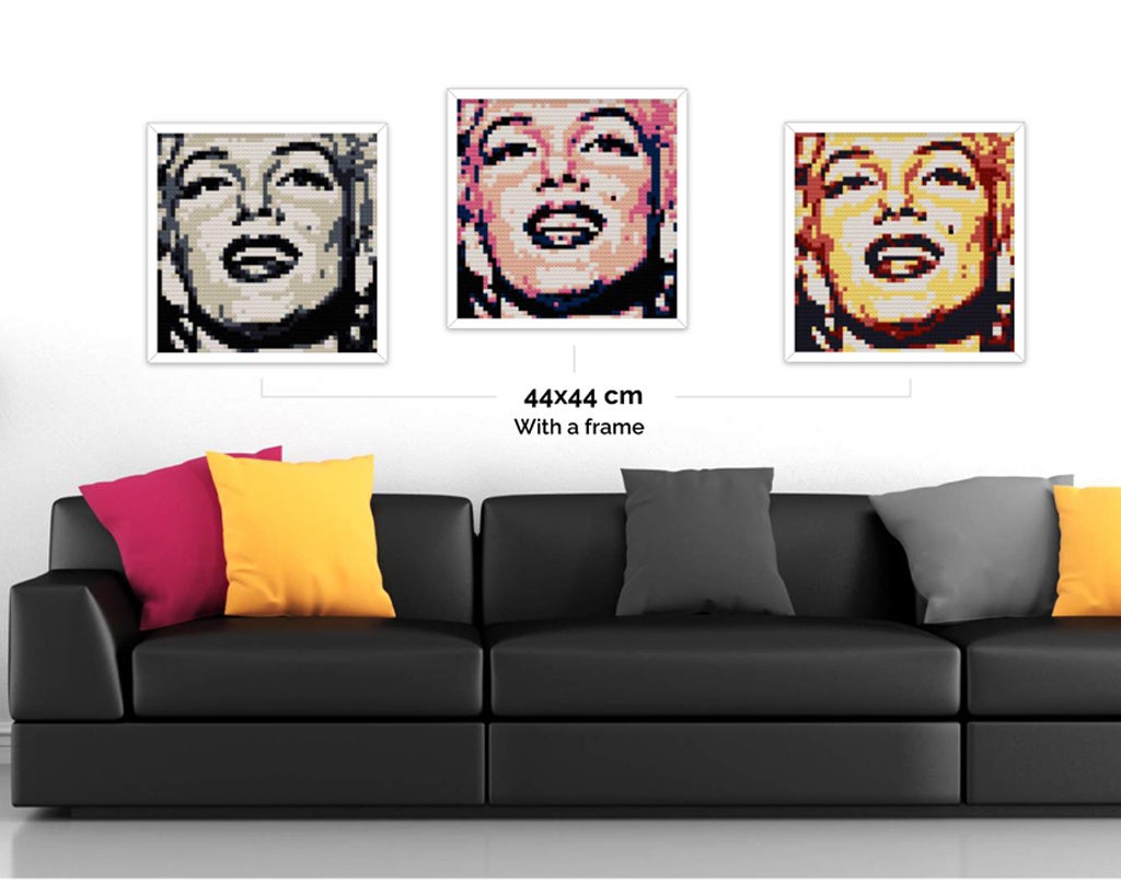 あなたの大切な思い出をピクセルアートに。お洒落なインテリアブロック