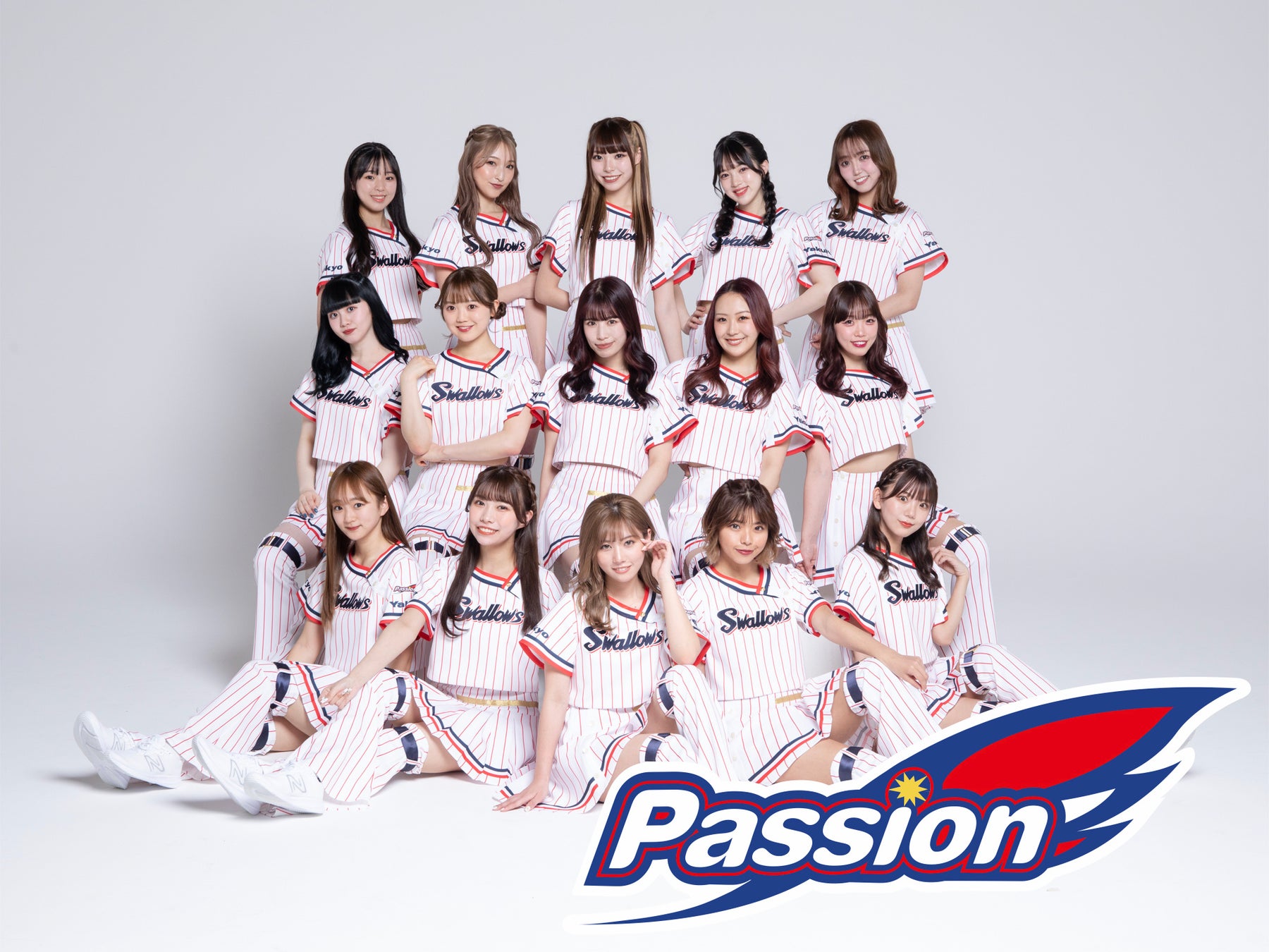 東京ヤクルトスワローズ公式ダンスパフォーマンスチーム『Passion(パッション)』とコラボレーション お揃いにデコった「フレ ハンディファン」を持って野球観戦に出かけよう!