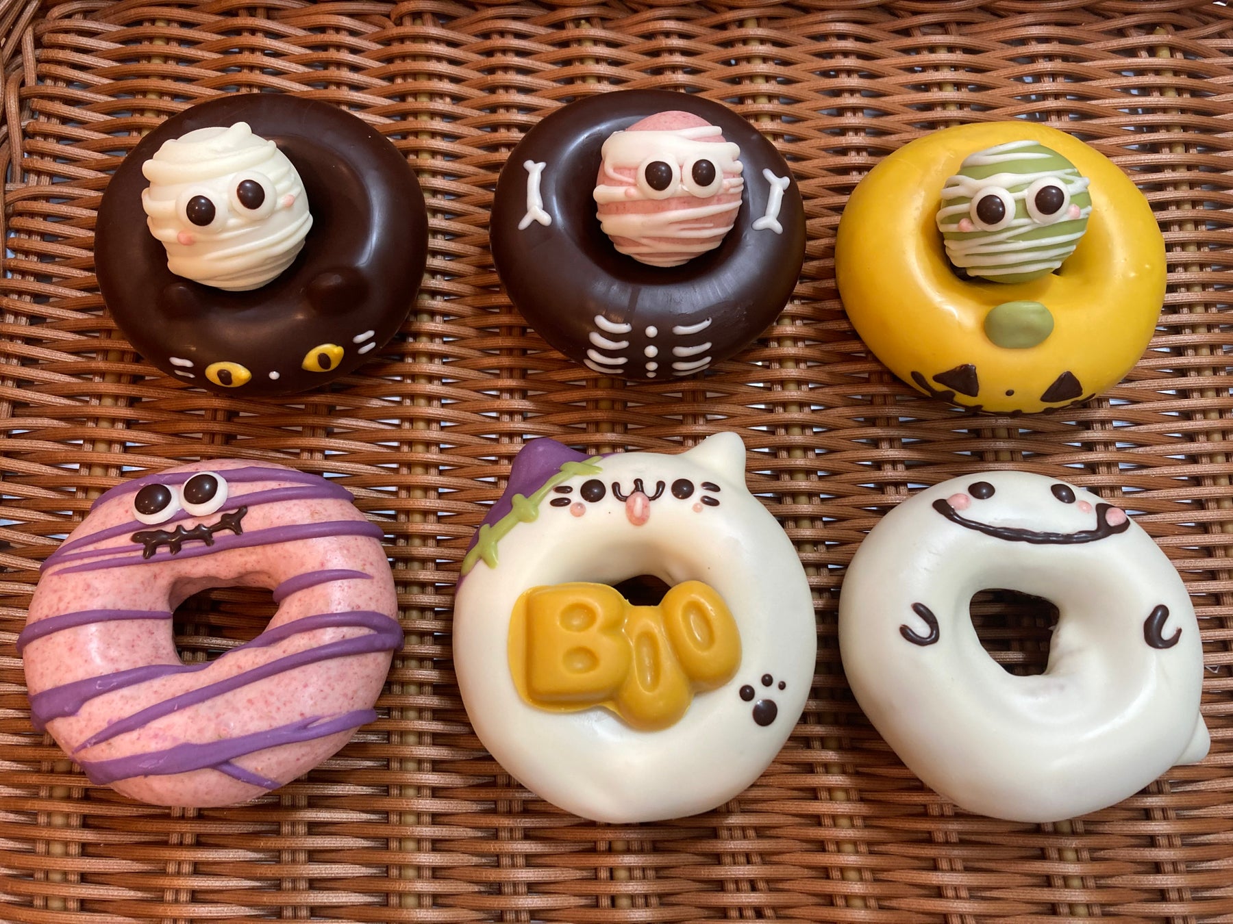 フロレスタお取り寄せ ハロウィンドーナツセット 10 8 土 午前10時受注スタート 期間限定商品 株式会社フロレスタのプレスリリース フロレスタお取り寄せ ハロウィンドーナツセット 10 8 土 午前10時受注スタート 期間限定商品 株式会社フロレスタのプレスリリース