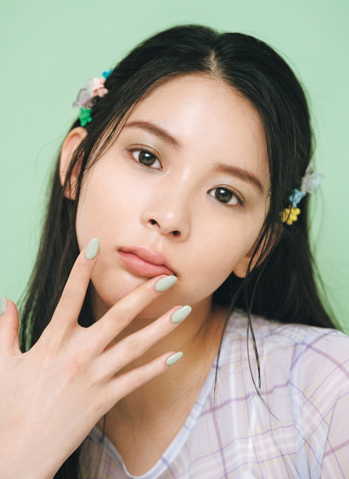 【送料無料】小松菜奈・山本美月さん掲載ページ（ポスターサイズ）#6112 山本美月,藤本奈月,佐藤飛鳥,坂田瞳 トレンドマイクロ