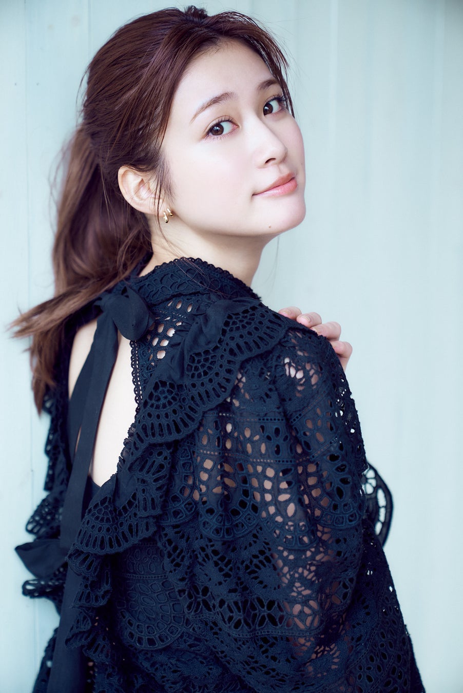 生見愛瑠(C)光文社/週刊FLASH 写真◎中村和孝