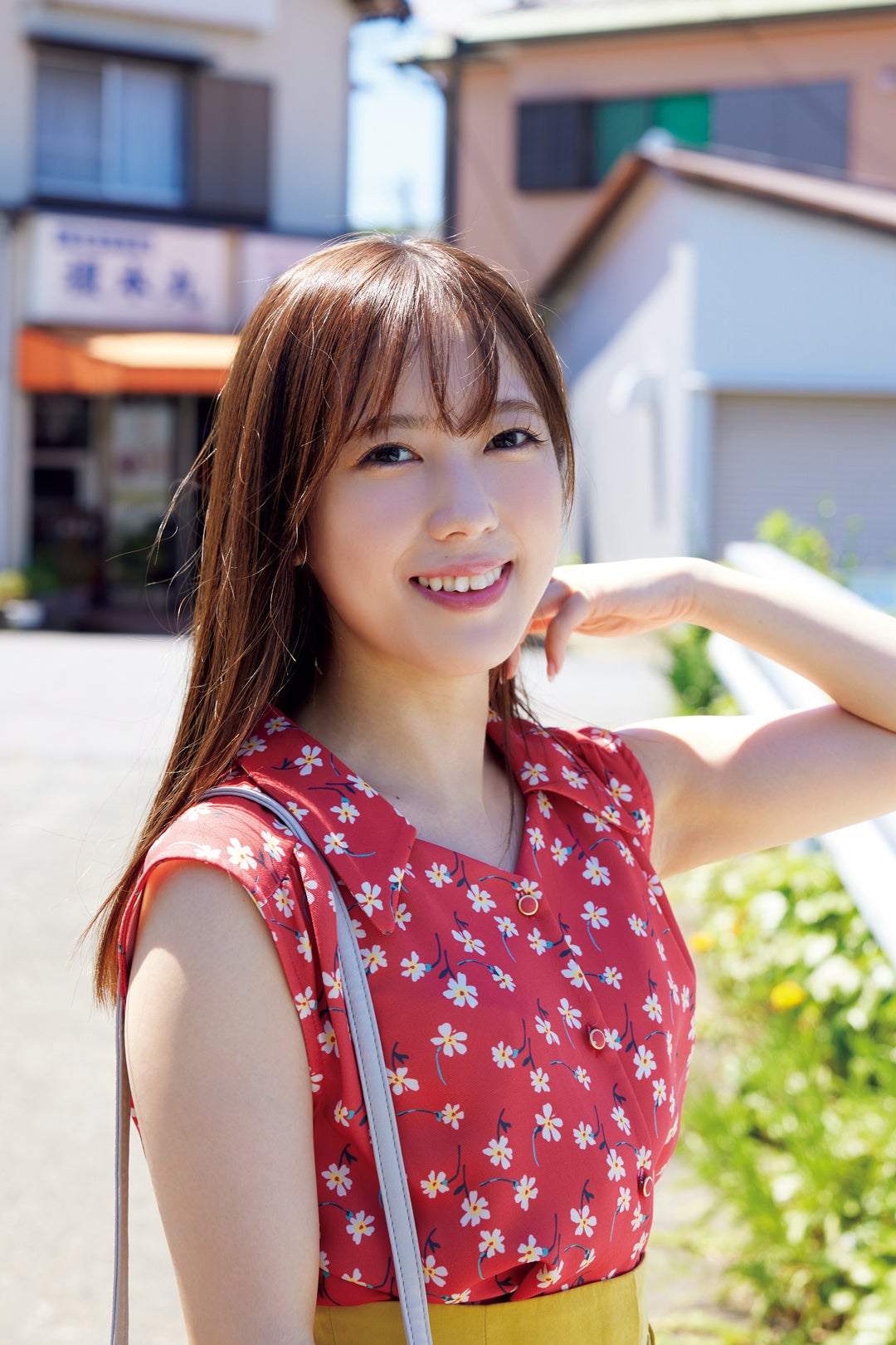 小湊よつ葉(C)光文社／週刊FLASH 写真◎富田恭透