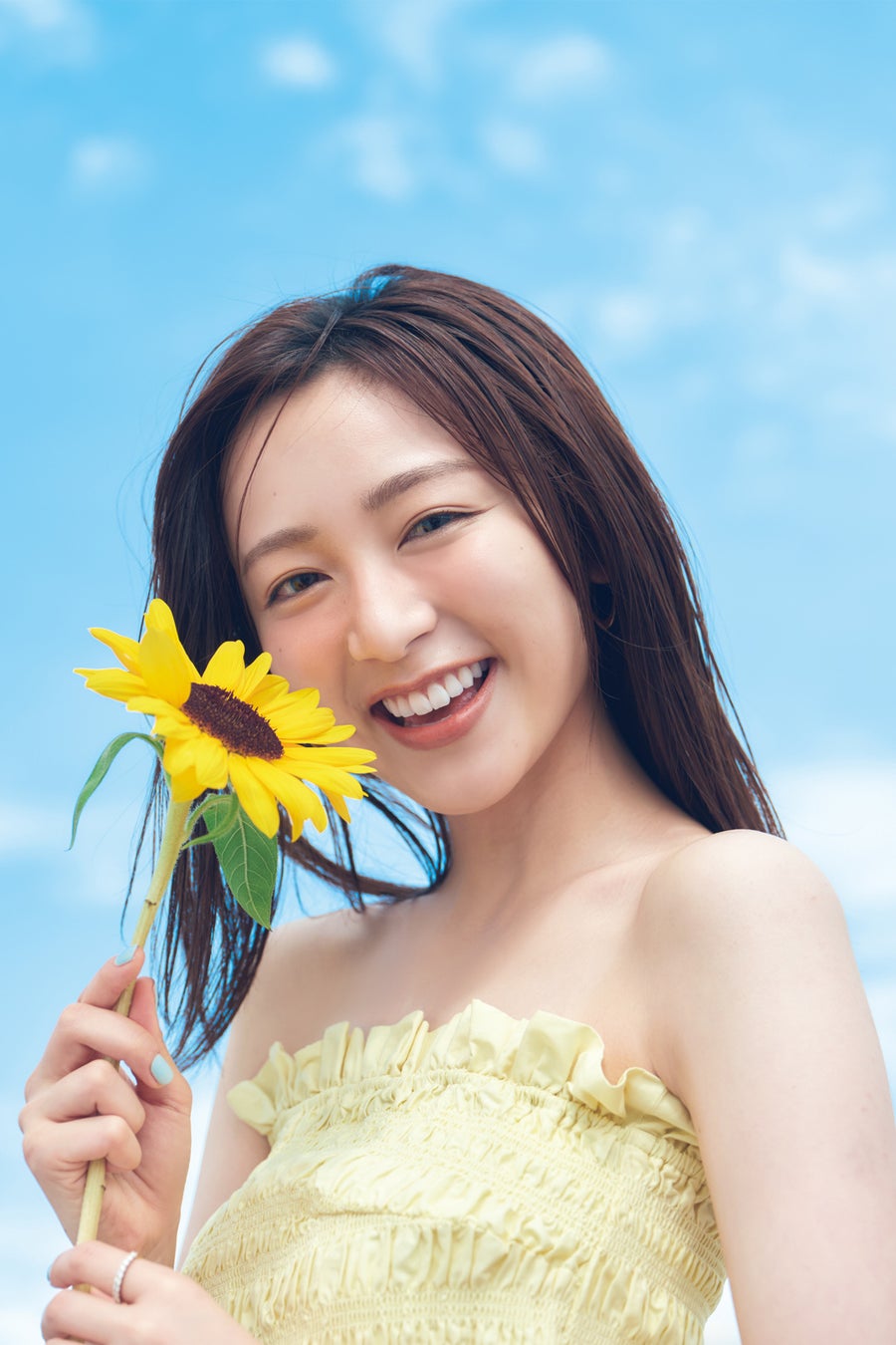 佐久間みなみアナ(フジテレビアナウンサーカレンダー2024)/写真◎佐々木大輔(SIGNO)