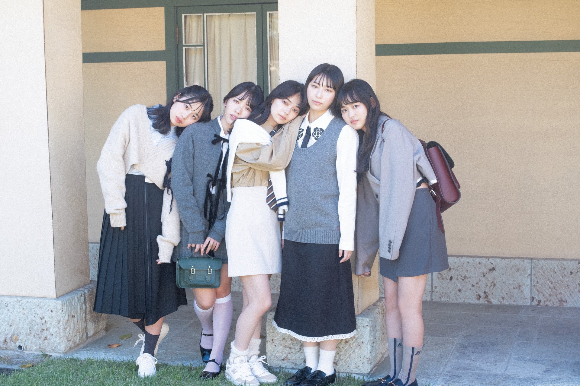 高橋恭平が初登場!『bis』2024年1月号で注目のアーティストやアイドル特集 高橋恭平が初登場!『bis』2024年1月号で注目のアーティストやアイドル特集