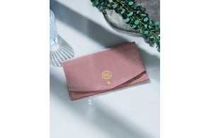 『CLASSY.』12月号(10月28日発売)特別版付録は、「BEAMS SALON」×『CLASSY.』のお呼ばれベロアポーチ!