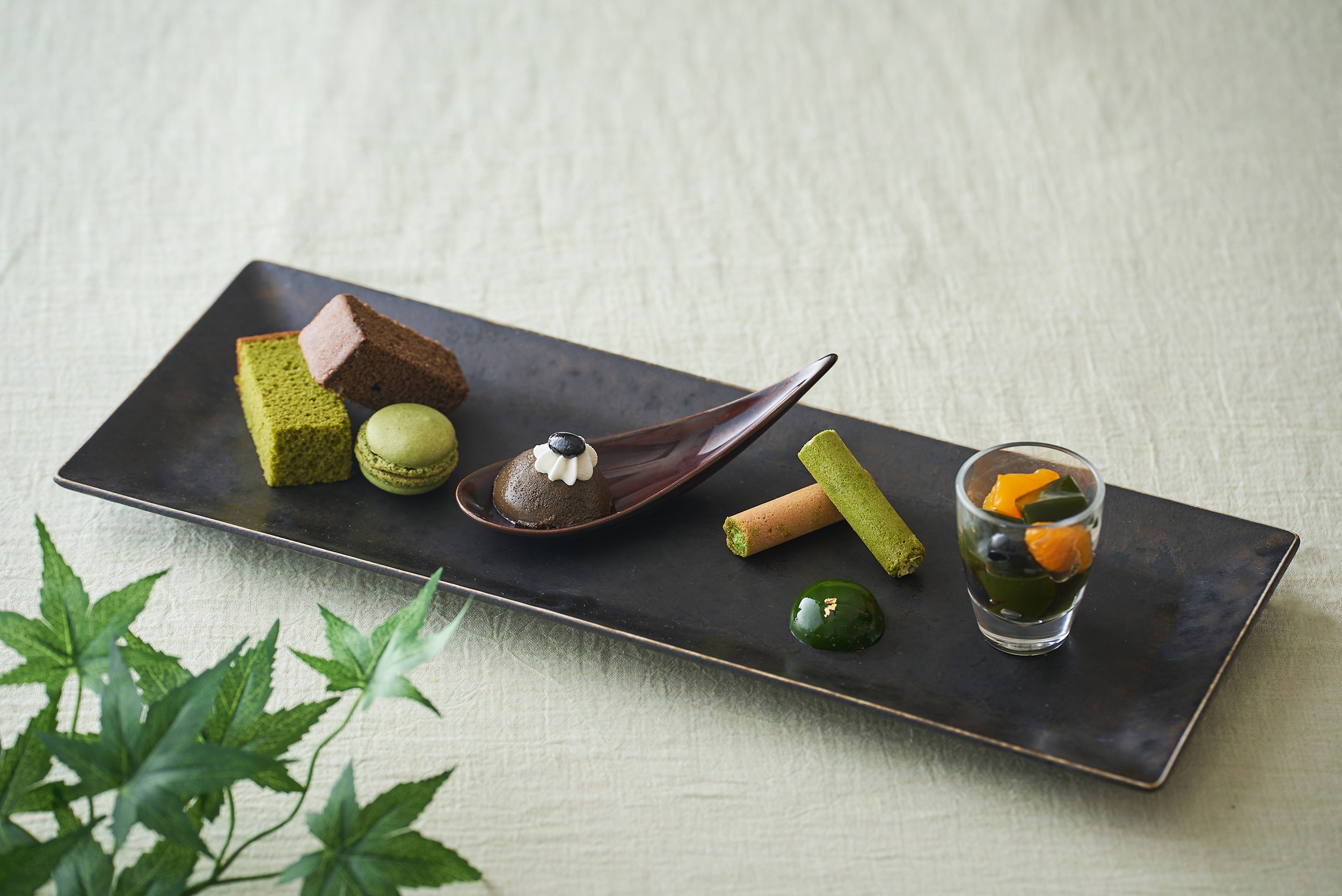 『宇治茶のスイーツコース』　プティフール