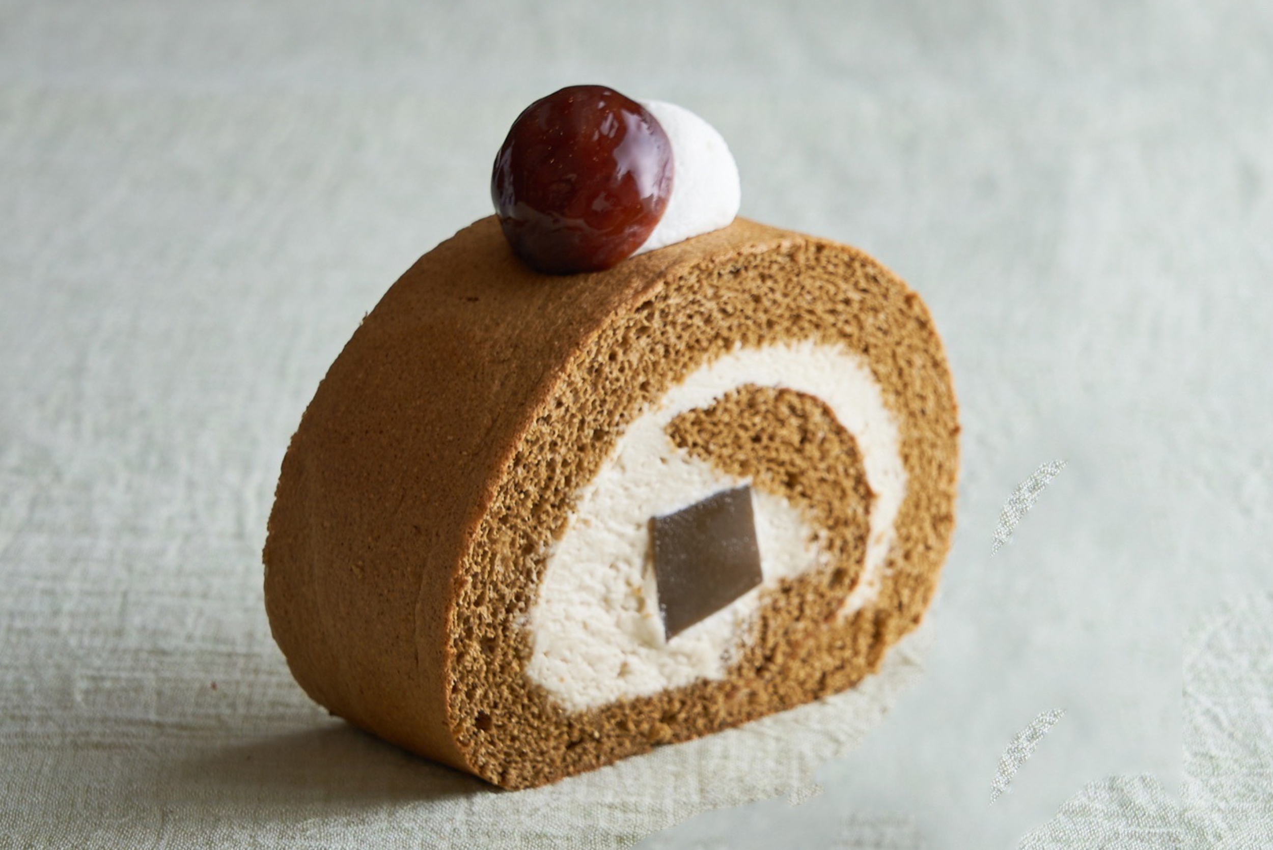 宇治ほうじ茶ロールケーキ