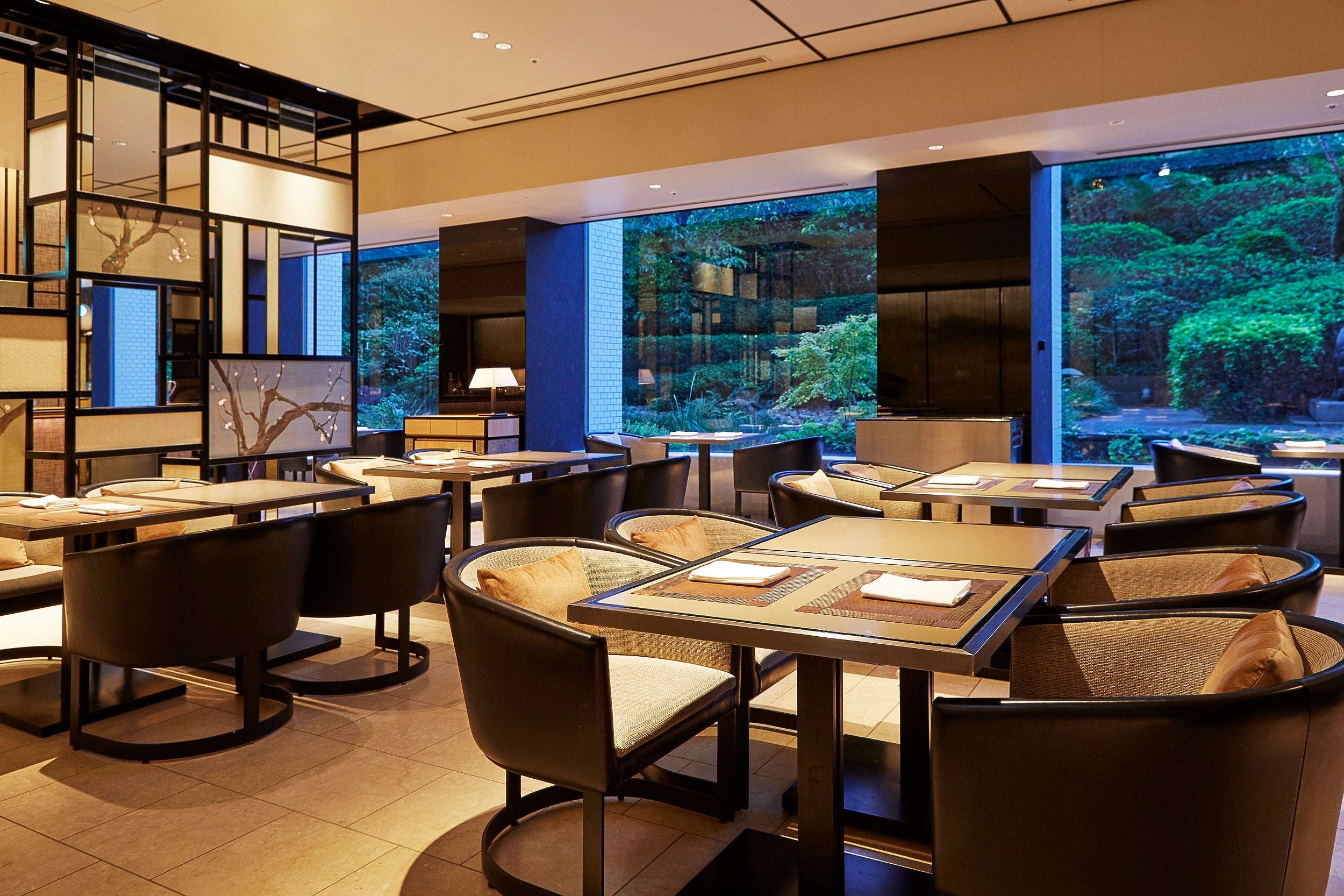 リストランテ カフェ チリエージョ　内観