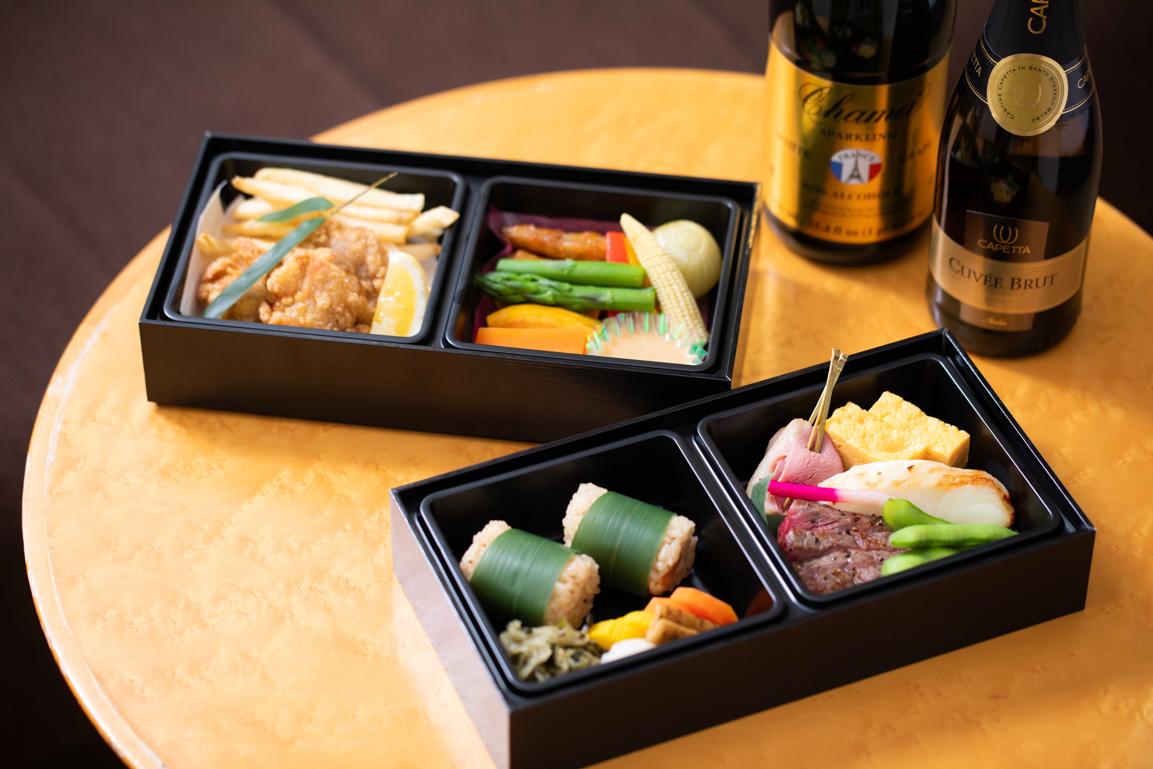 レストラン「味街道 五十三次」のおつまみグルメ重 1名さま分