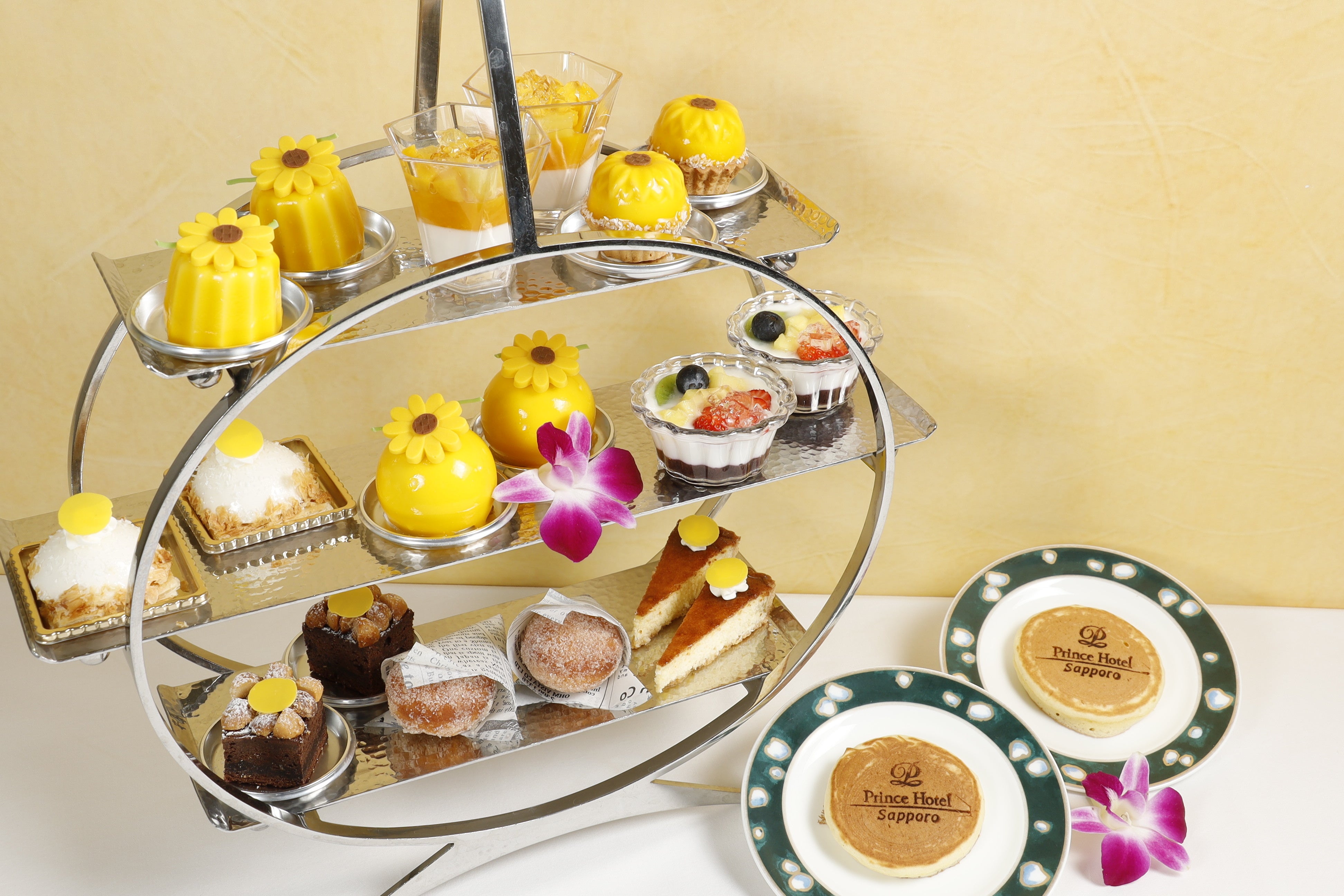 天空のアフタヌーンプレート（札幌プリンスホテル）