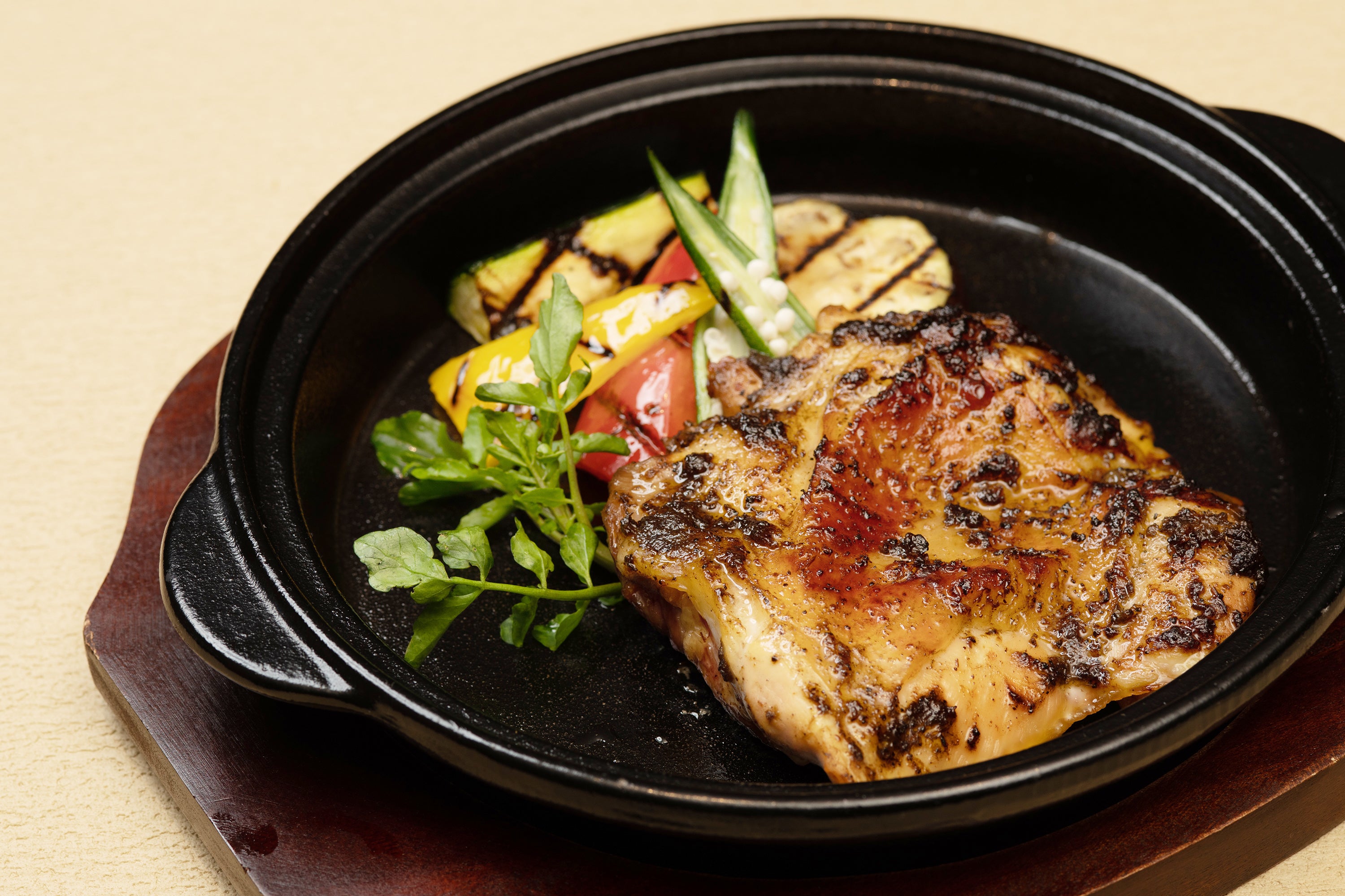 スパイシージャークチキン（和ビストロ いちょう坂）