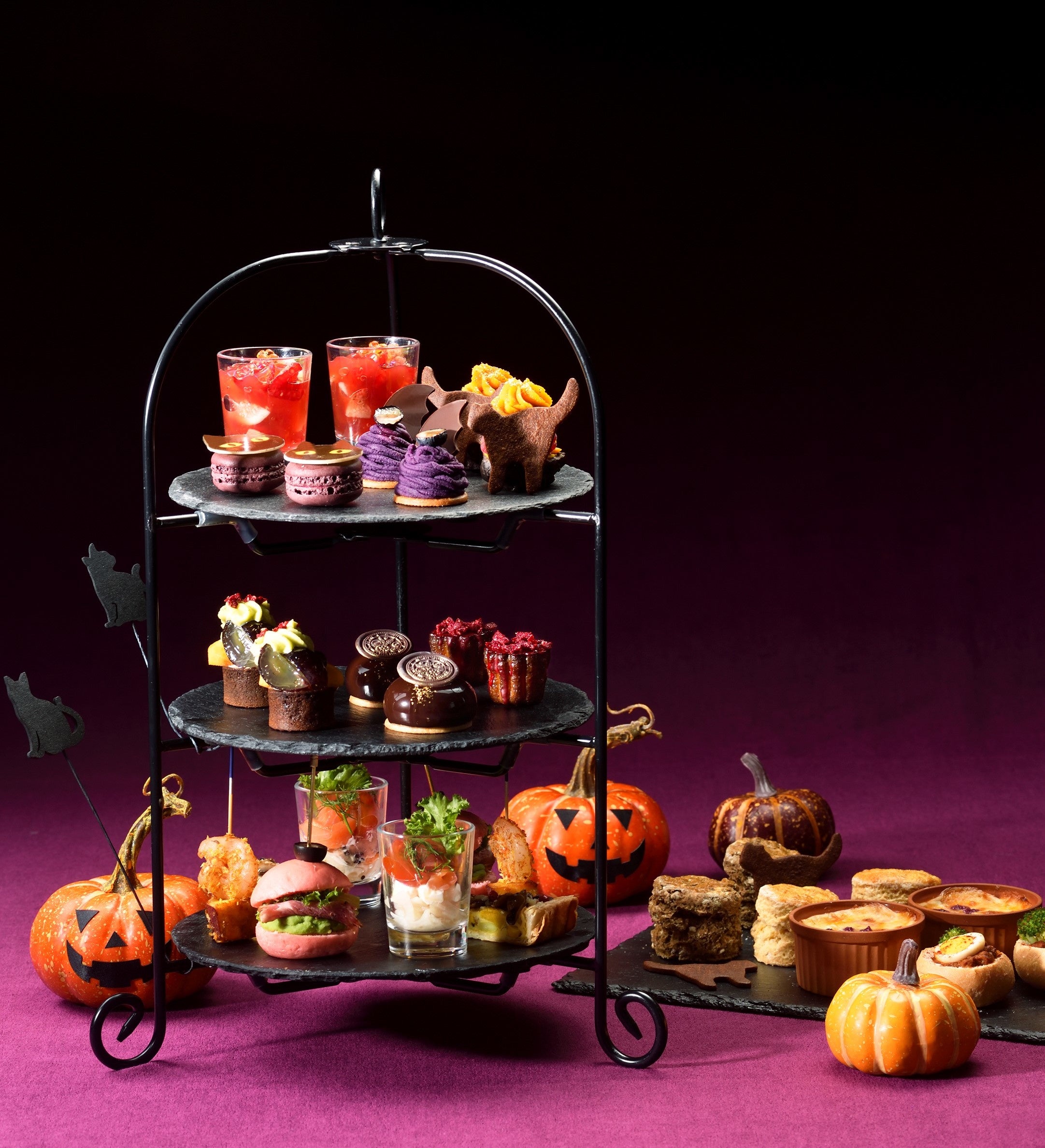 10月限定ハロウィーン仕様の「Autumn Afternoon Tea ～Chat Noir～」