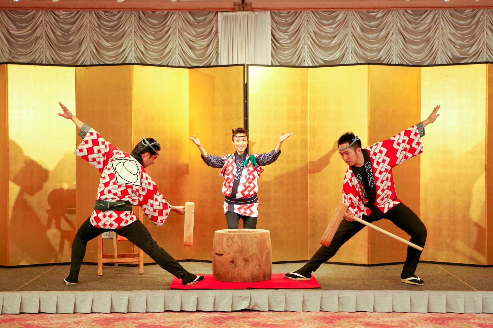 新春もちつきショー